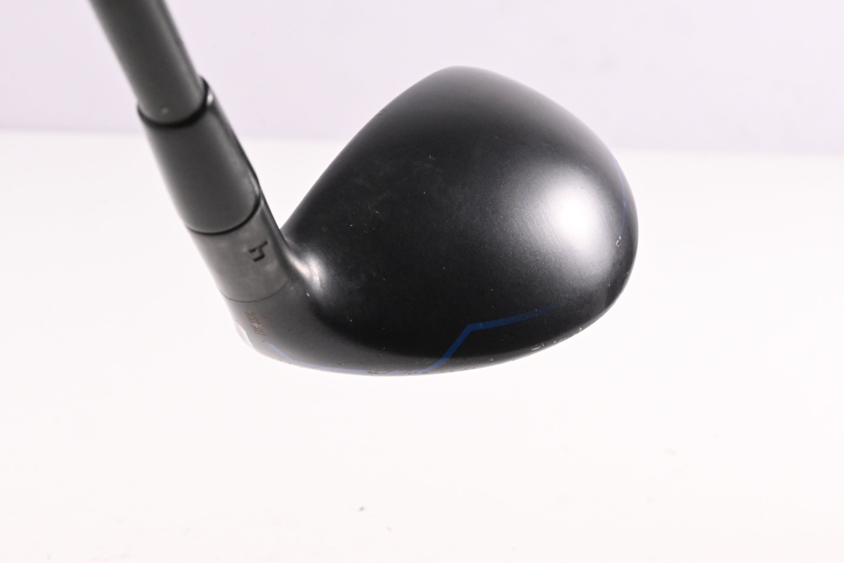 Cleveland CG Black 2015 #4 Hybrid / 21 Degree / Regular Flex Bassara 55 Shaft