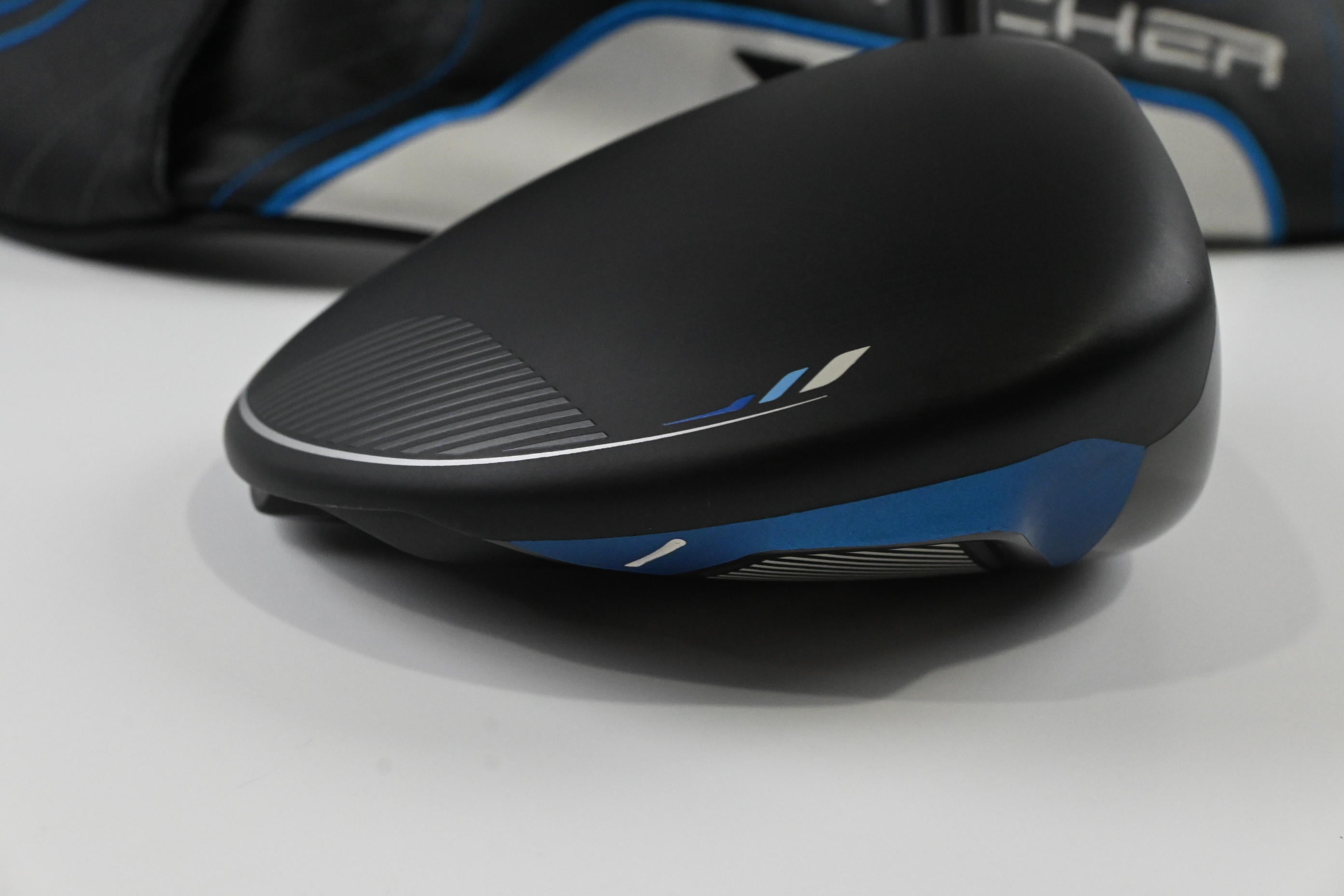 Cleveland Launcher XL Driver / 10.5 Degree / Stiff Flex Project X Cypher 50