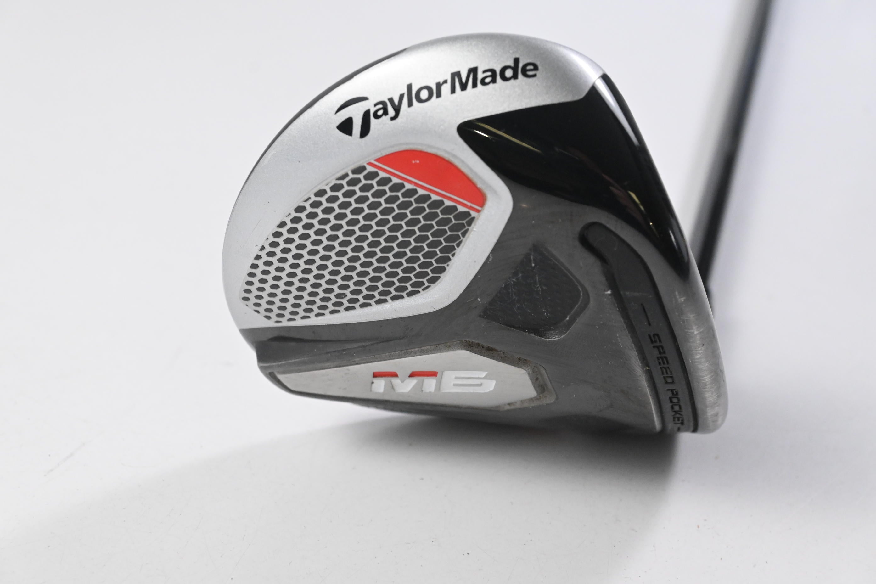 Taylormade M6 #5 Wood / 18 Degree / Regular Flex Fujikura Atmos Red 5 Shaft