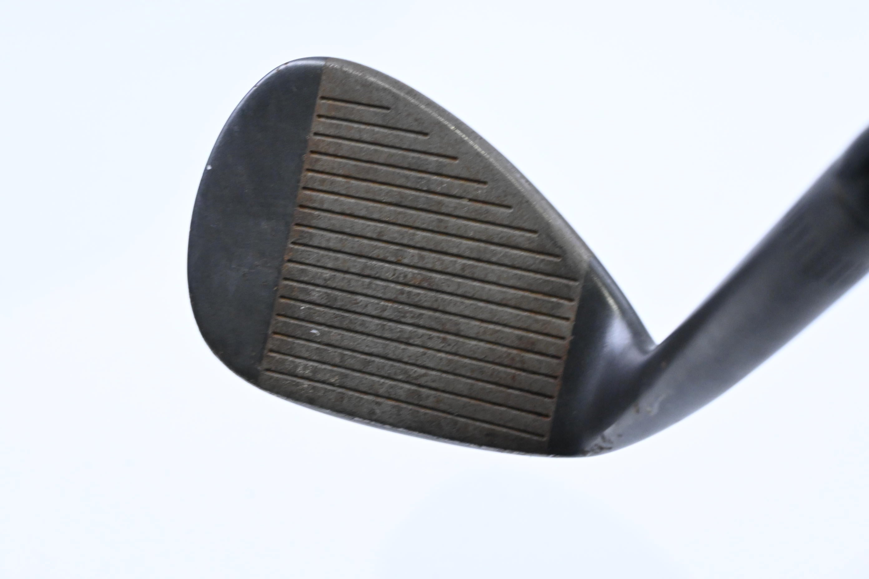 Progen A Gap Wedge / 52 Degree / Regular Flex Dynamic Gold R300 Shaft