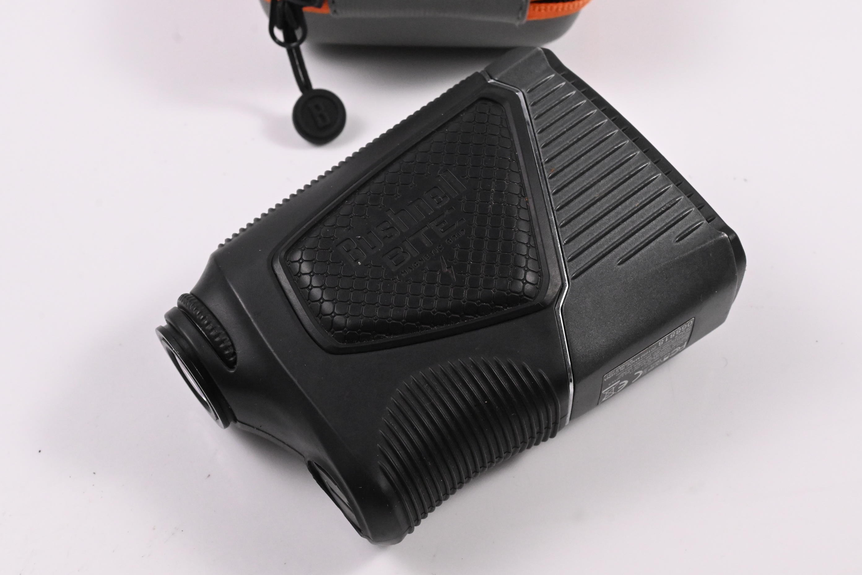 Bushnell Pro XE / Rangefinder