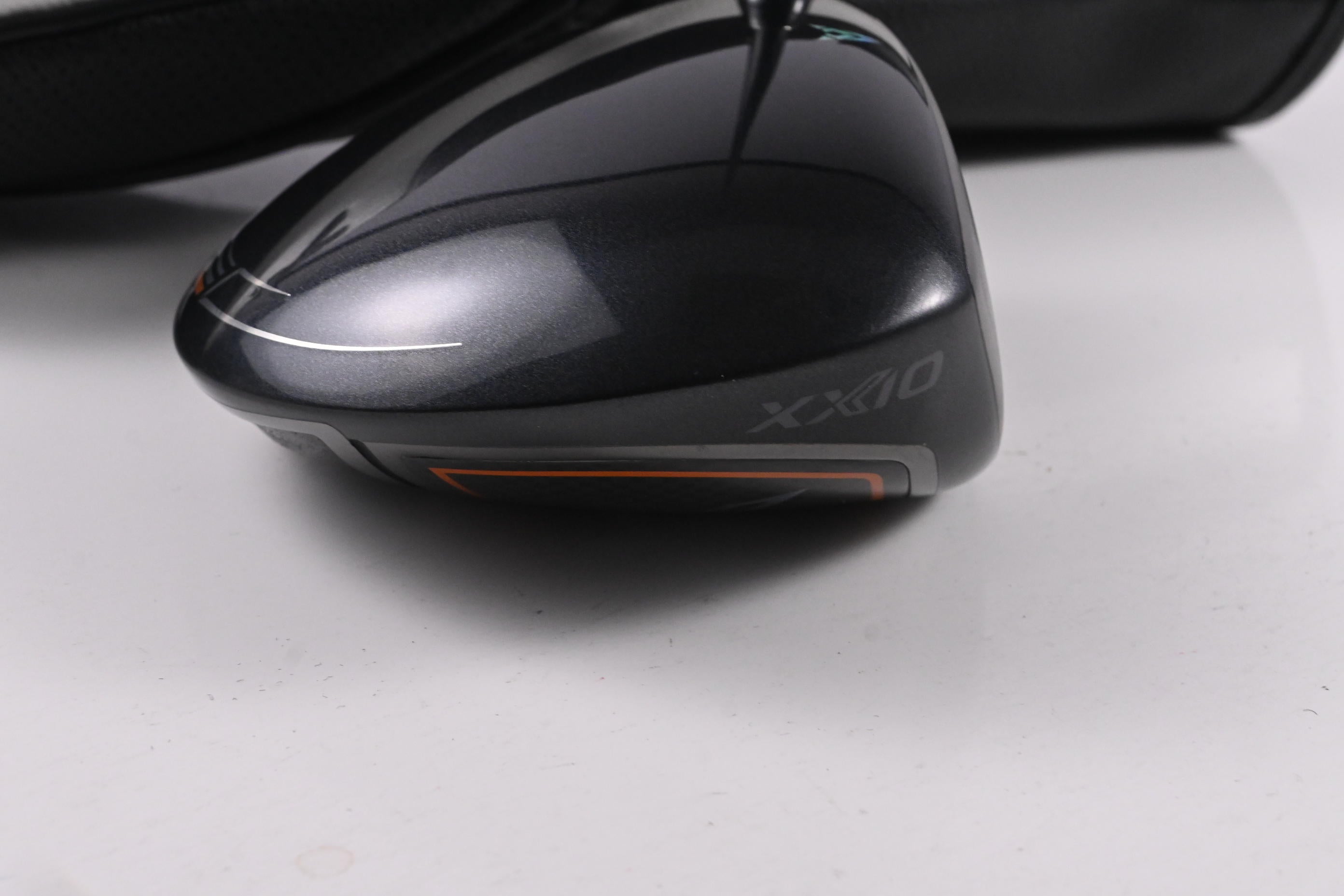 XXIO X Black Driver / 10.5 Degree / Stiff Flex XXIO Miyazaki AX-1 DST 47 Shaft