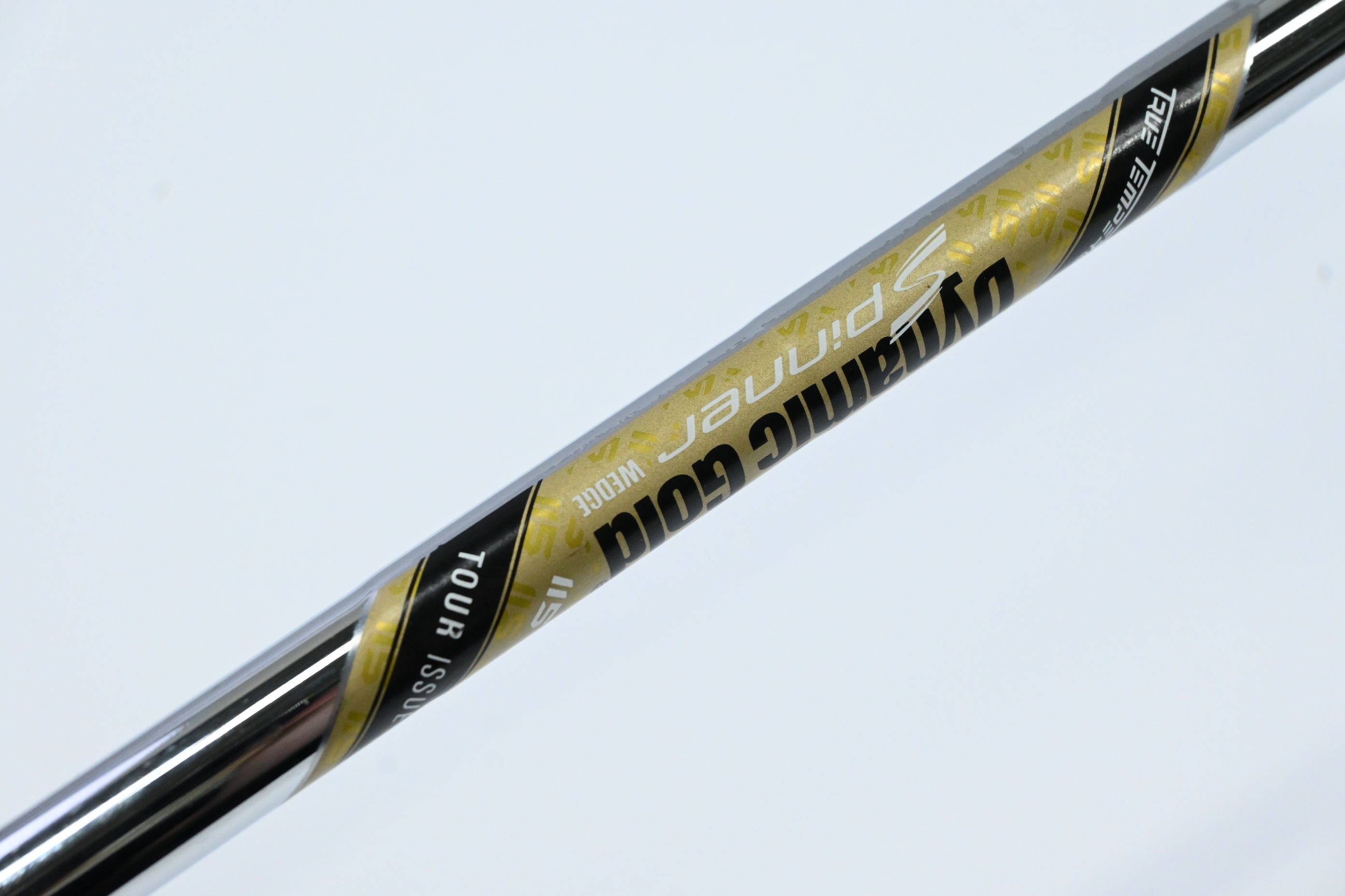 Cleveland CBX Zipcore Gap Wedge / 50 Degree / Wedge Flex Dynamic Gold Spinner