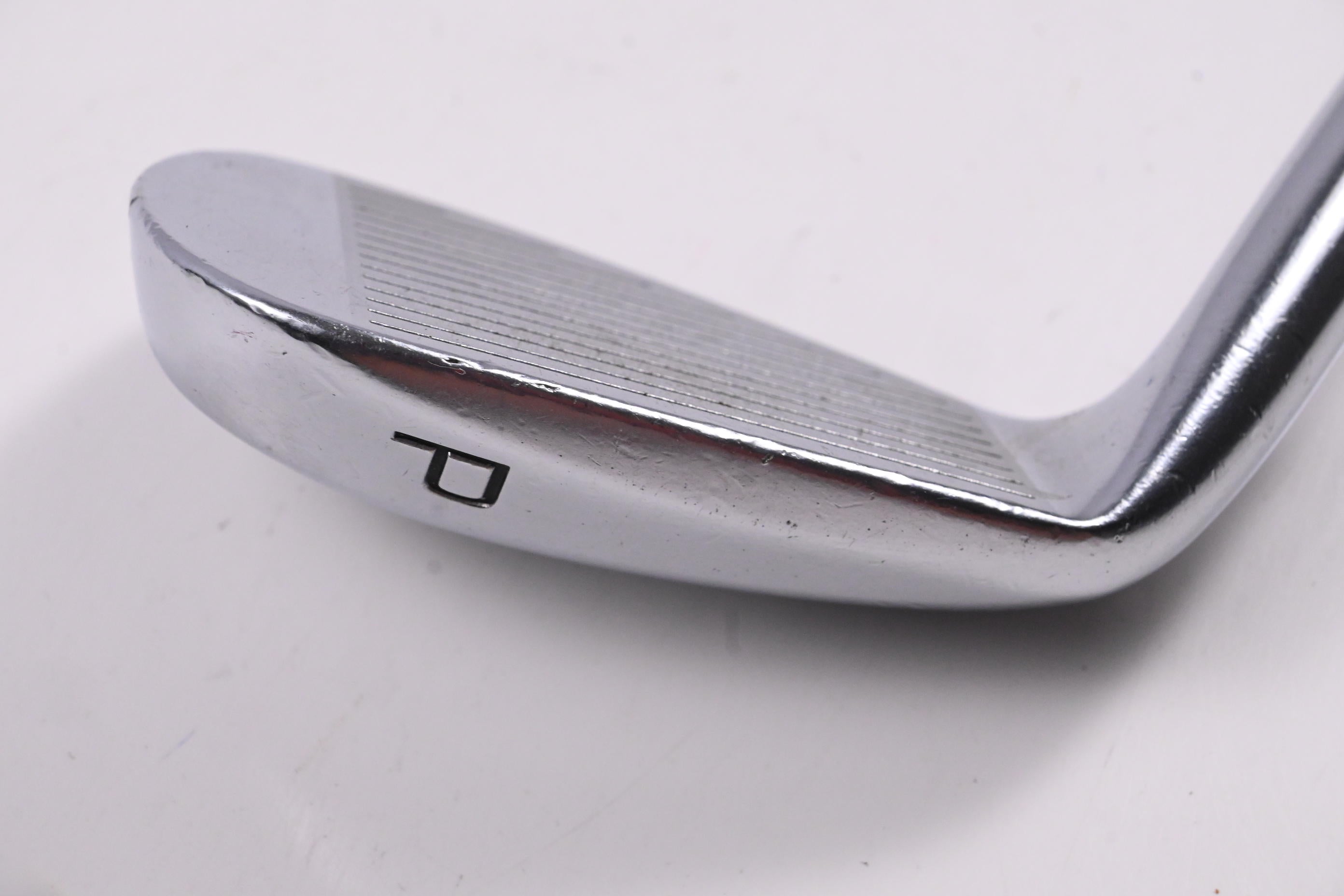 Mizuno JPX 800 Pitching Wedge / 46 Degree / Regular Flex Dynalite Gold XP R300