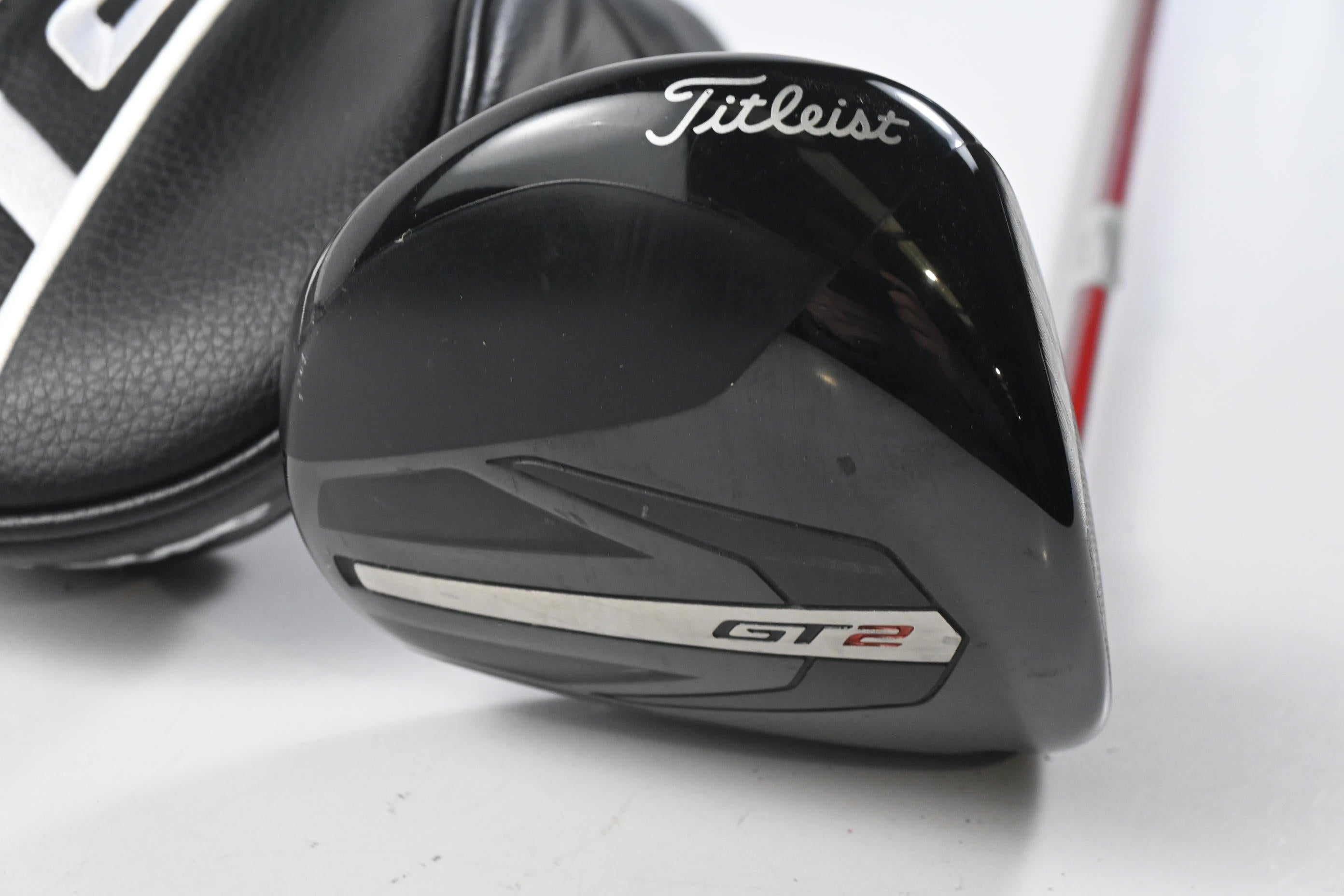 Titleist GT2 Driver / 10 Degree / Regular Flex Denali Red 50 Shaft