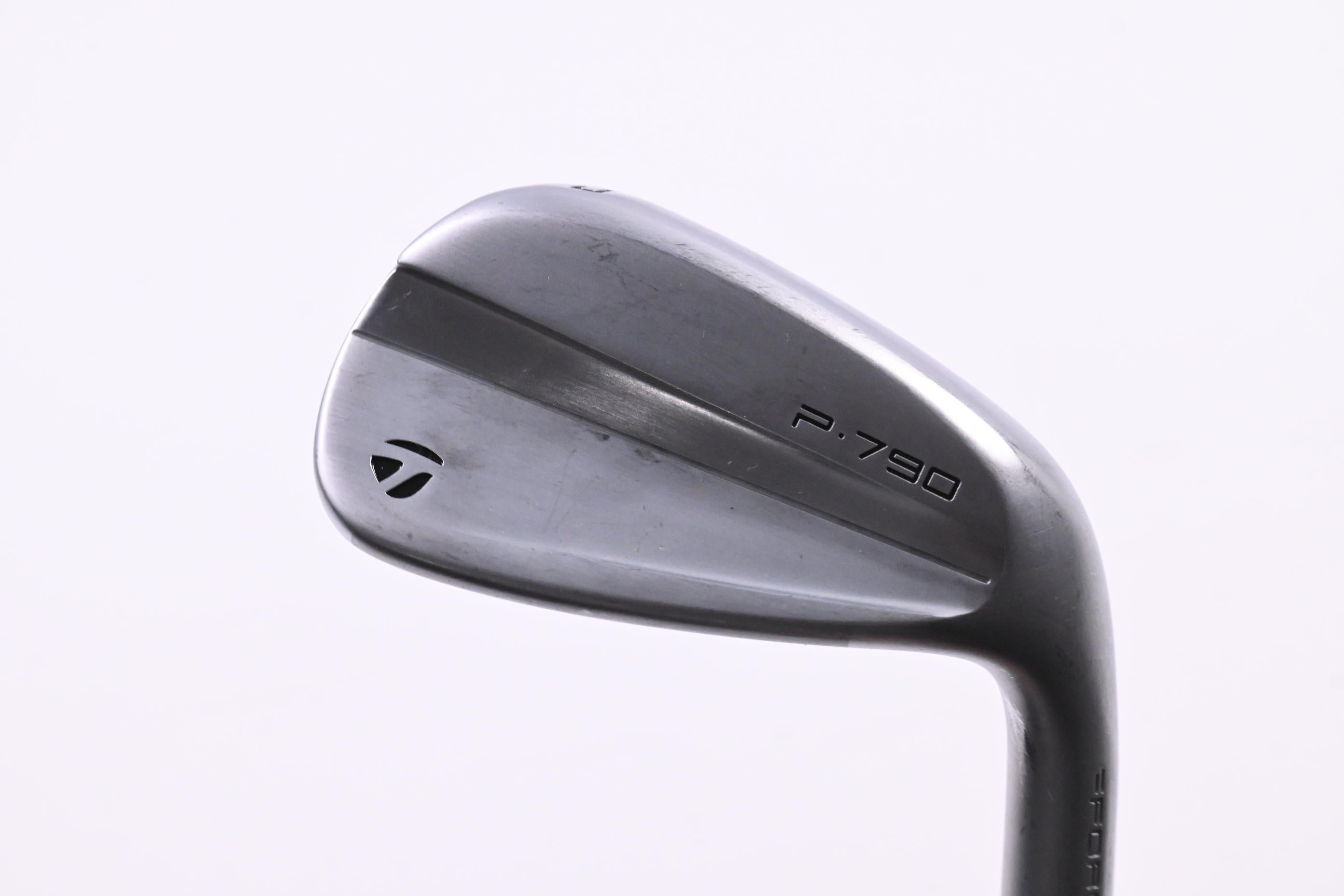 Taylormade P790 Pitching Wedge / 45 Degree / Stiff Flex Elevate MPH 95 Shaft