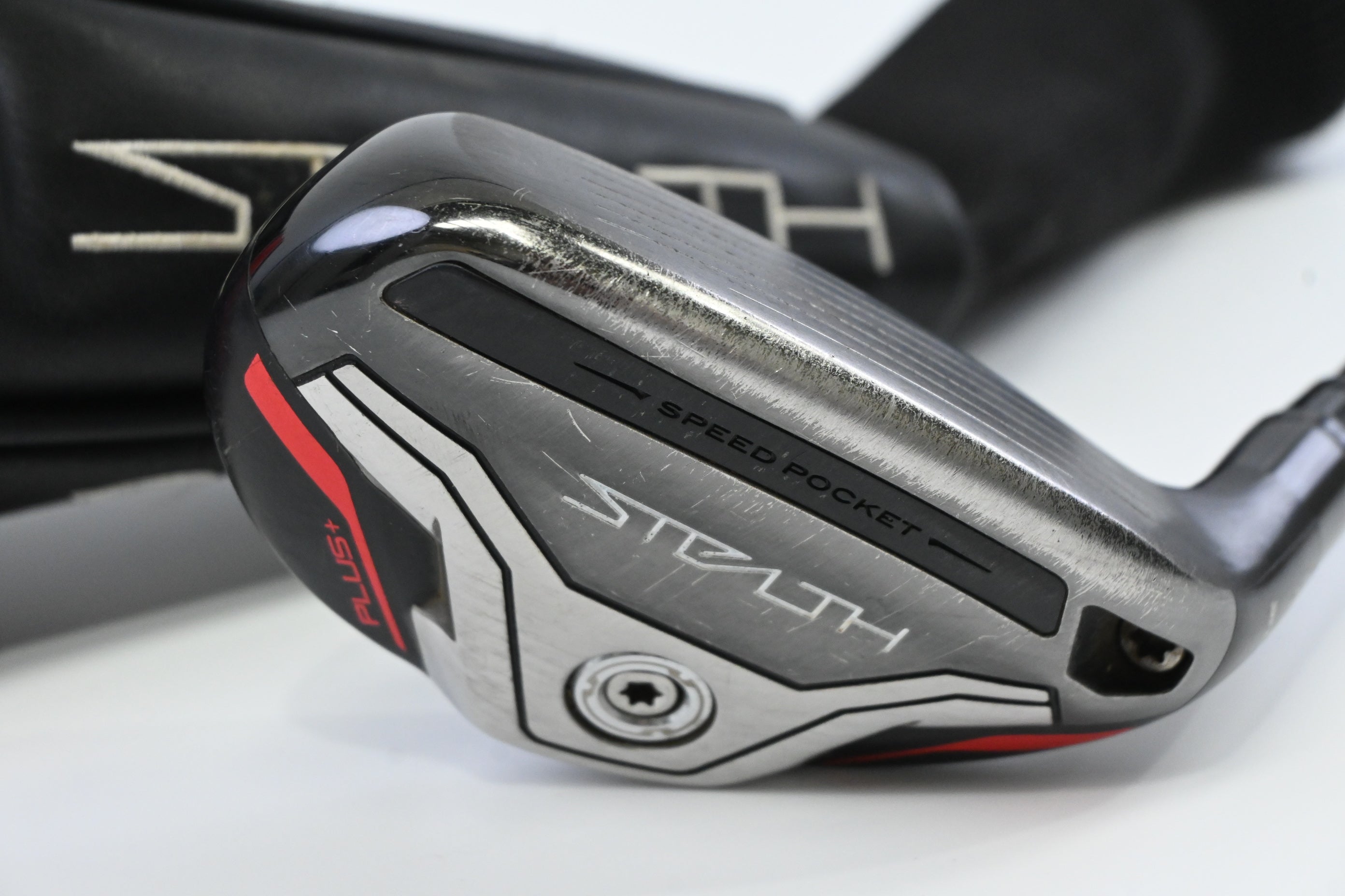 Taylormade Stealth Plus #4 Hybrid / 22 Degree / Stiff Flex HZRDUS Smoke Red RDX