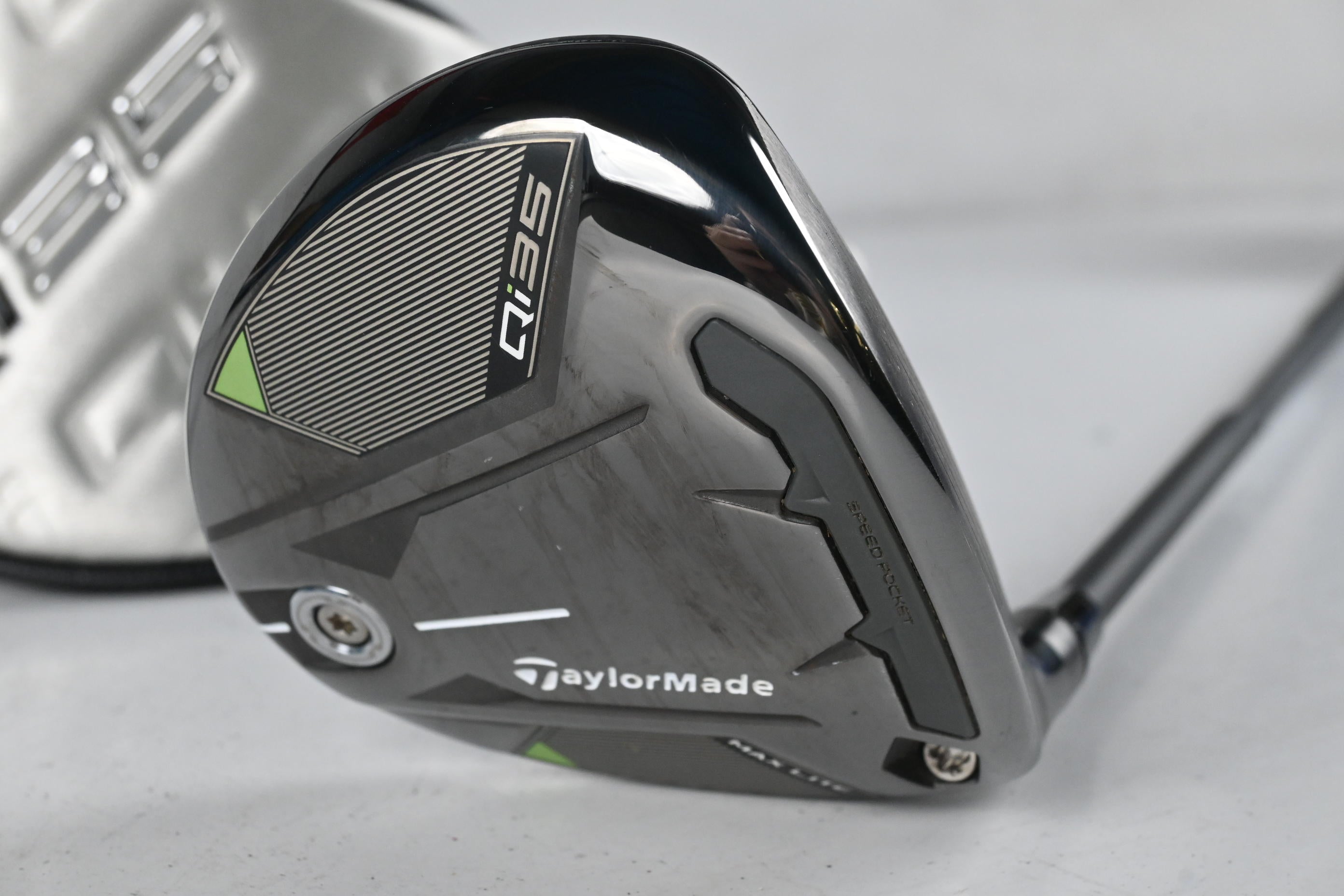 Taylormade Qi35 Max Lite #5 Wood / 18.5 Degree / Senior Flex Vanquish 4 Shaft