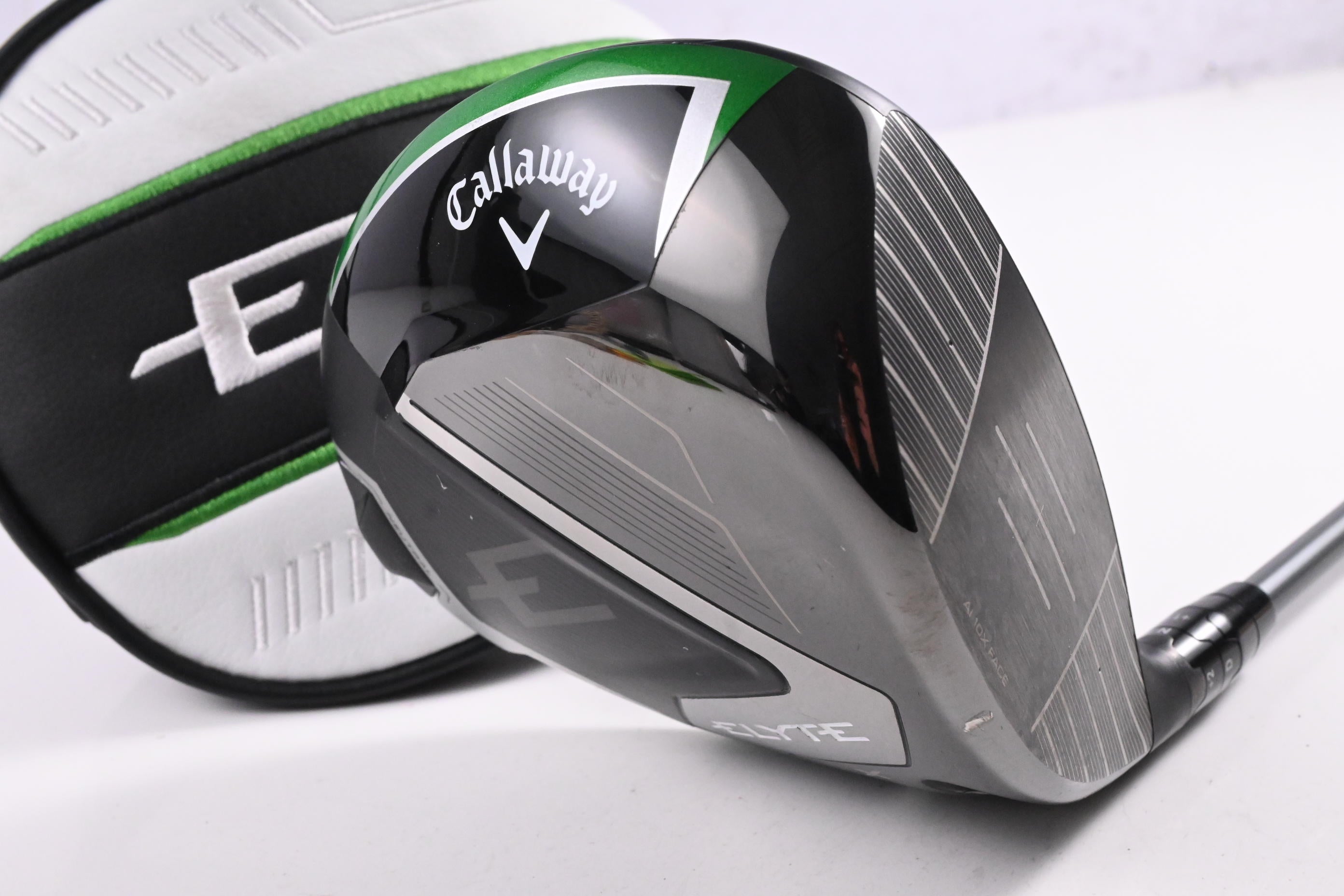 Callaway Elyte X Driver / 10.5 Degree / Regular Flex Denali Charcoal 50 Shaft