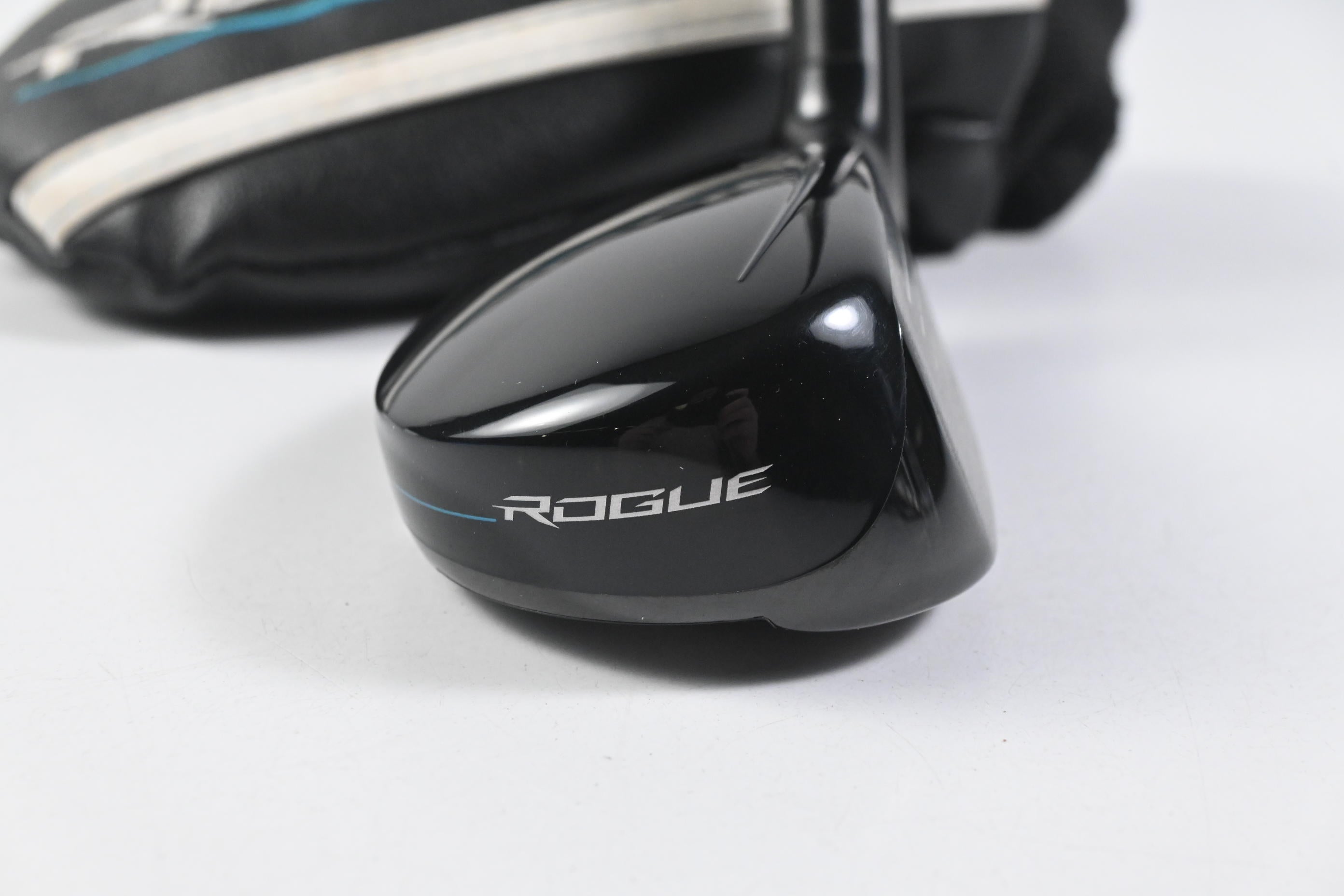 Callaway Rogue #4 Hybrid / 21 Degree / Stiff Flex Aldila Synergy 60 Shaft