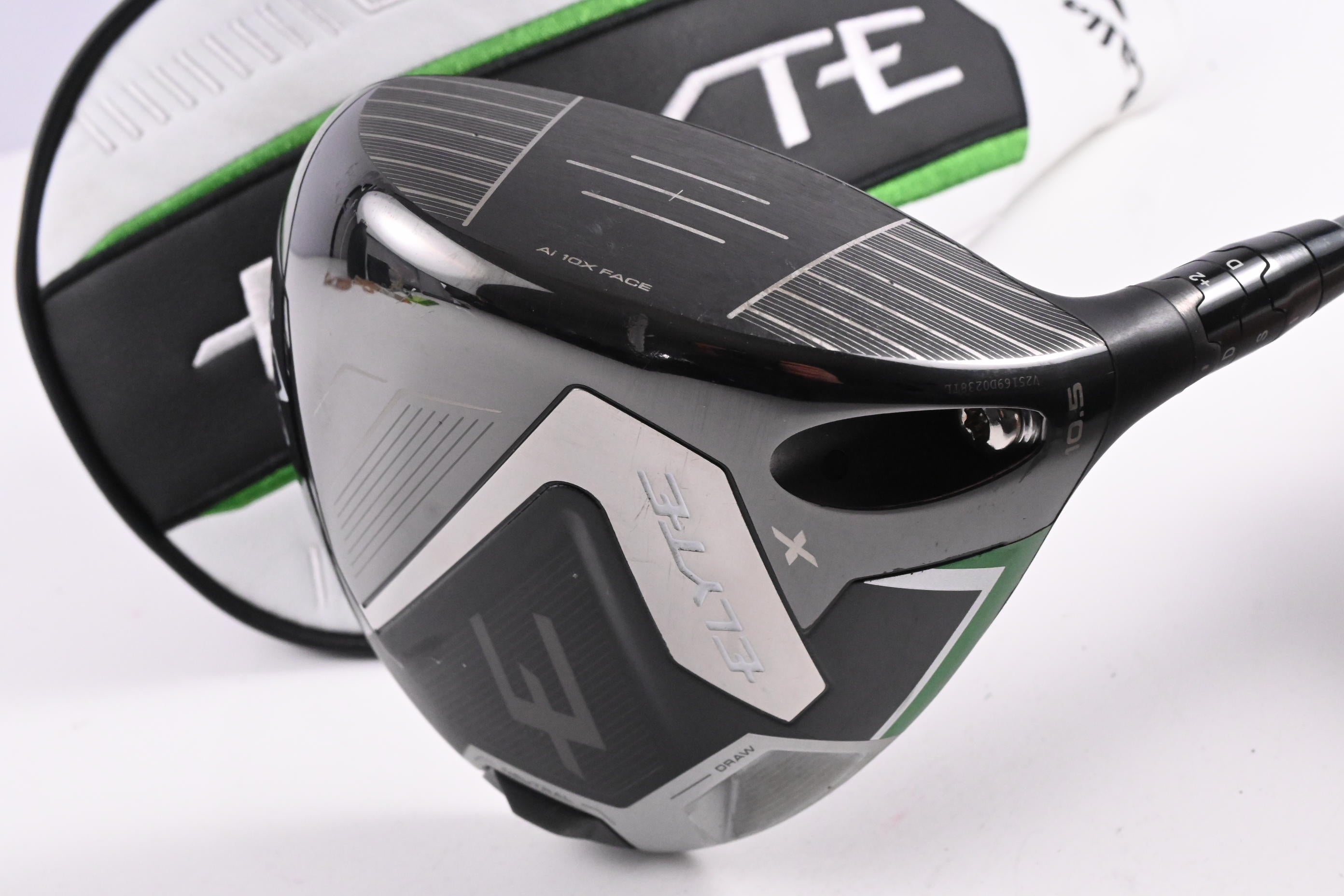 Callaway Elyte X Driver / 10.5 Degree / Regular Flex Denali Charcoal 50 Shaft