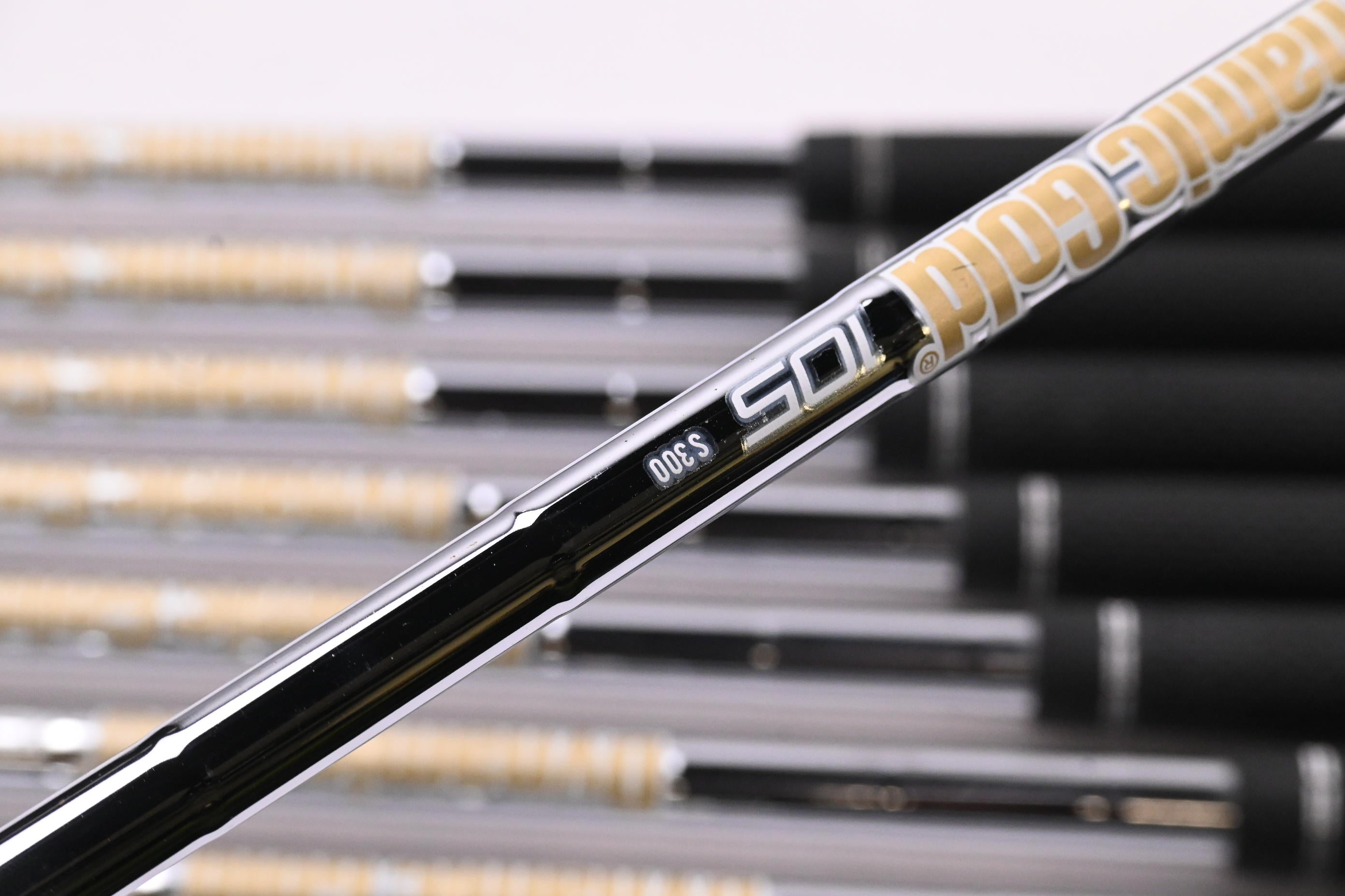 Ping i500 Irons / 3-PW+GW / Blue Dot / Stiff Flex Dynamic Gold 105 S300 Shafts