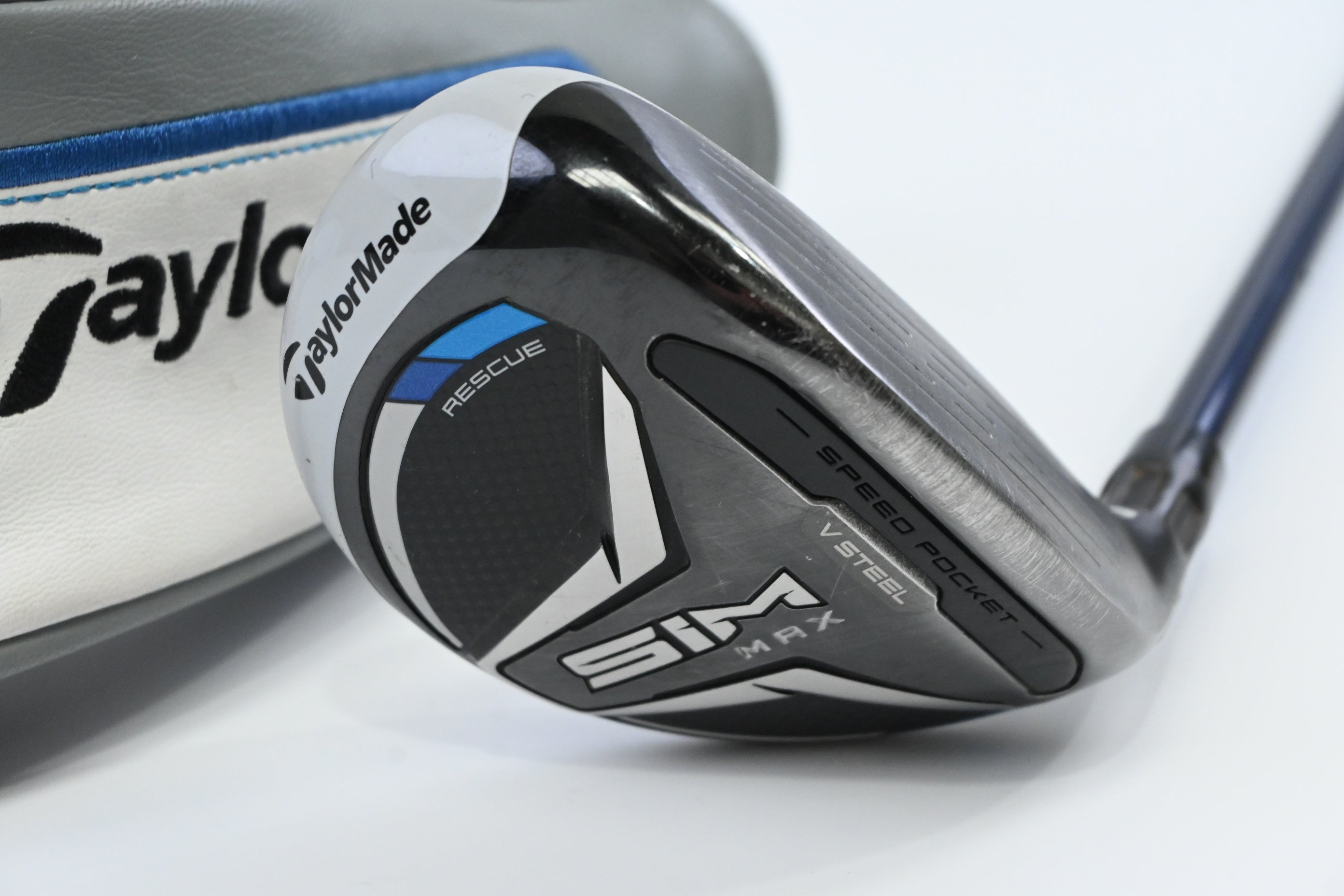 Taylormade SIM Max #3 Hybrid / 19 Degree / Stiff Flex Fujikura Ventus Blue 7