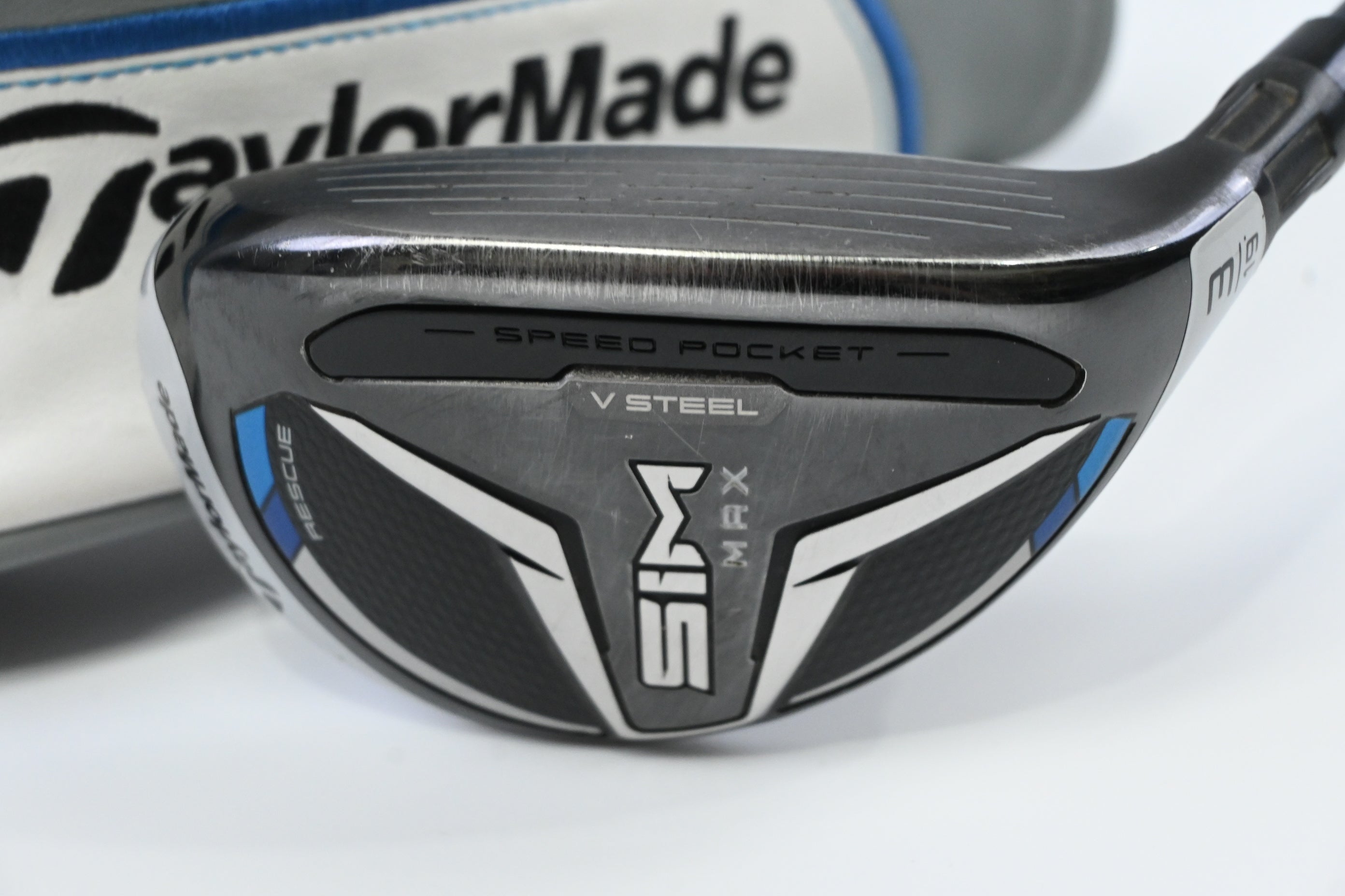 Taylormade SIM Max #3 Hybrid / 19 Degree / Stiff Flex Fujikura Ventus Blue 7