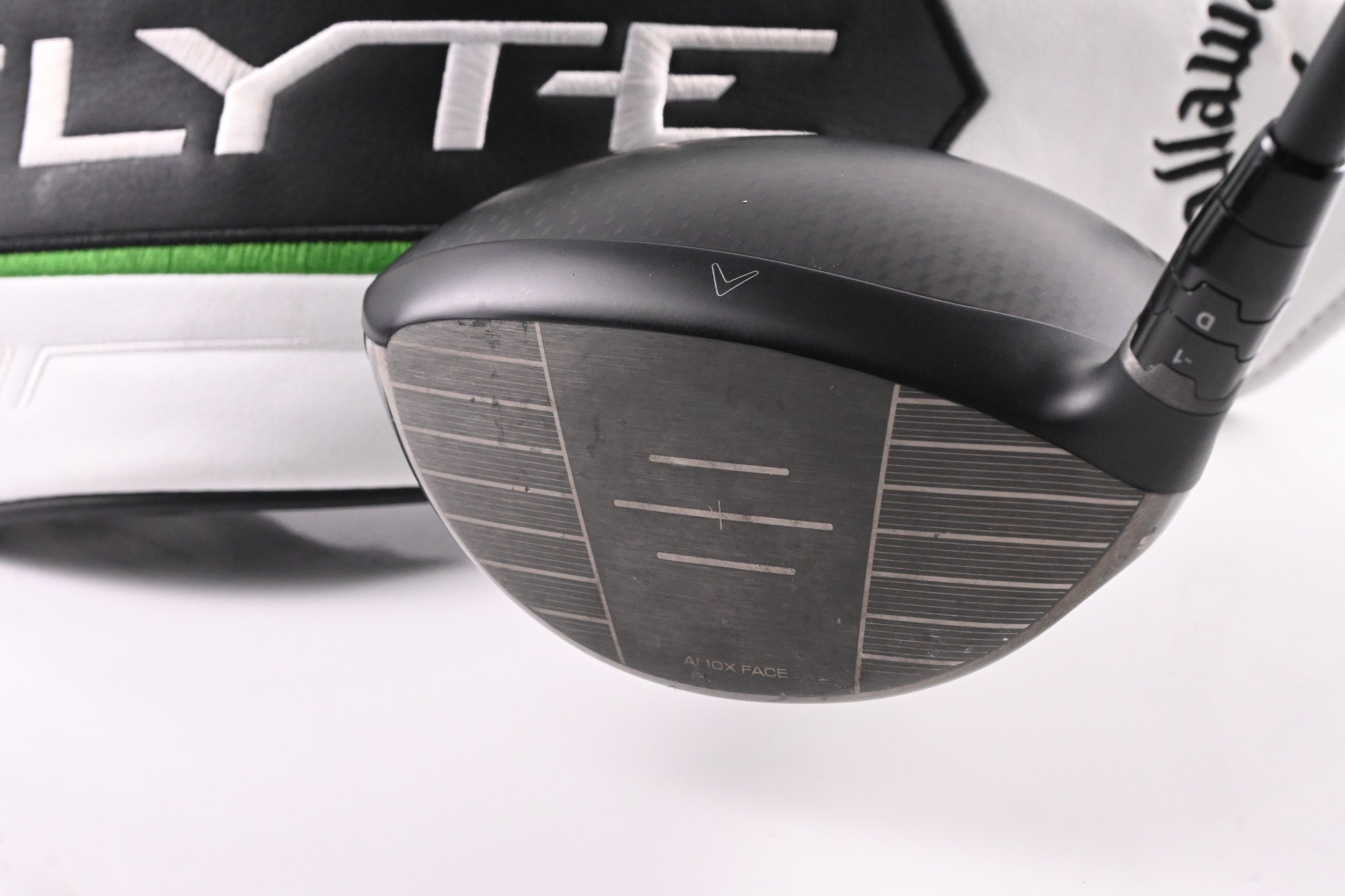 Callaway Elyte X Driver / 10.5 Degree / Regular Flex Vanquish 4 Shaft