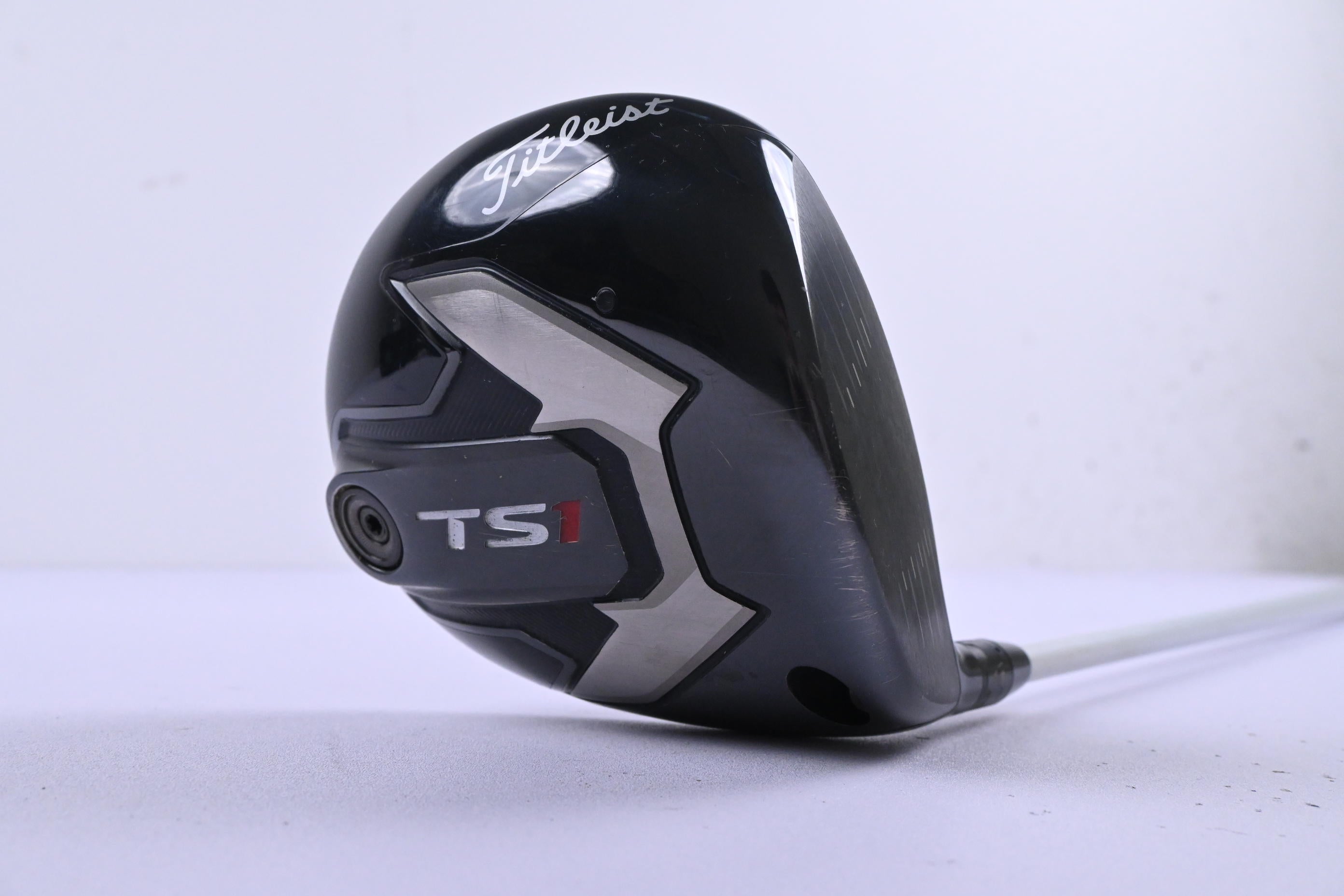 Titleist TS1 Driver / 10.5 Degree / Regular Flex Fujikura RIP Speeder 40 Shaft