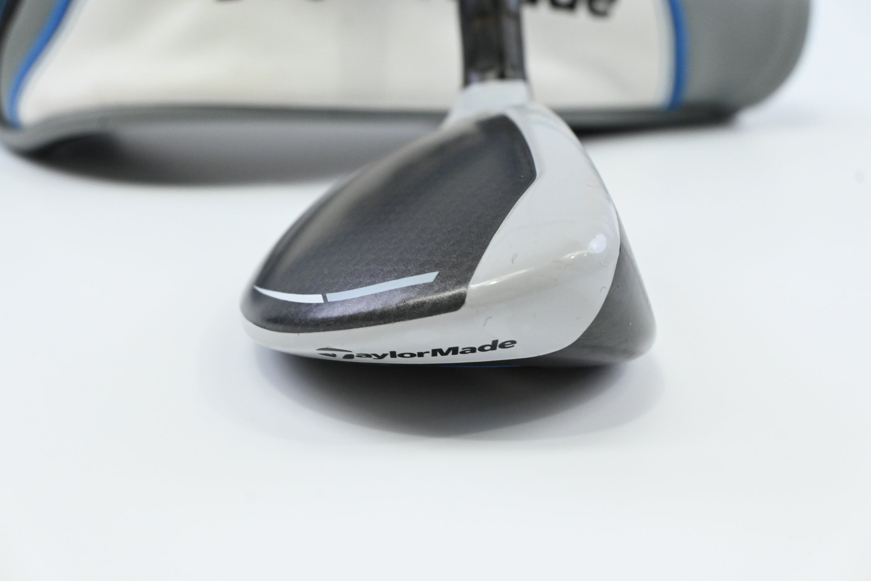 Taylormade SIM Max #3 Hybrid / 19 Degree / Stiff Flex Fujikura Ventus Blue 7