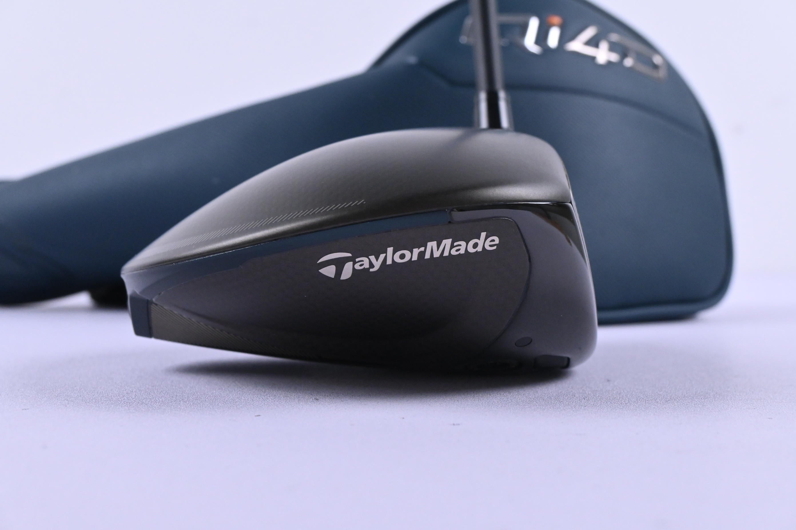 Taylormade Qi4D Driver / 9 Degree / X-Flex REAX Red 60 Shaft
