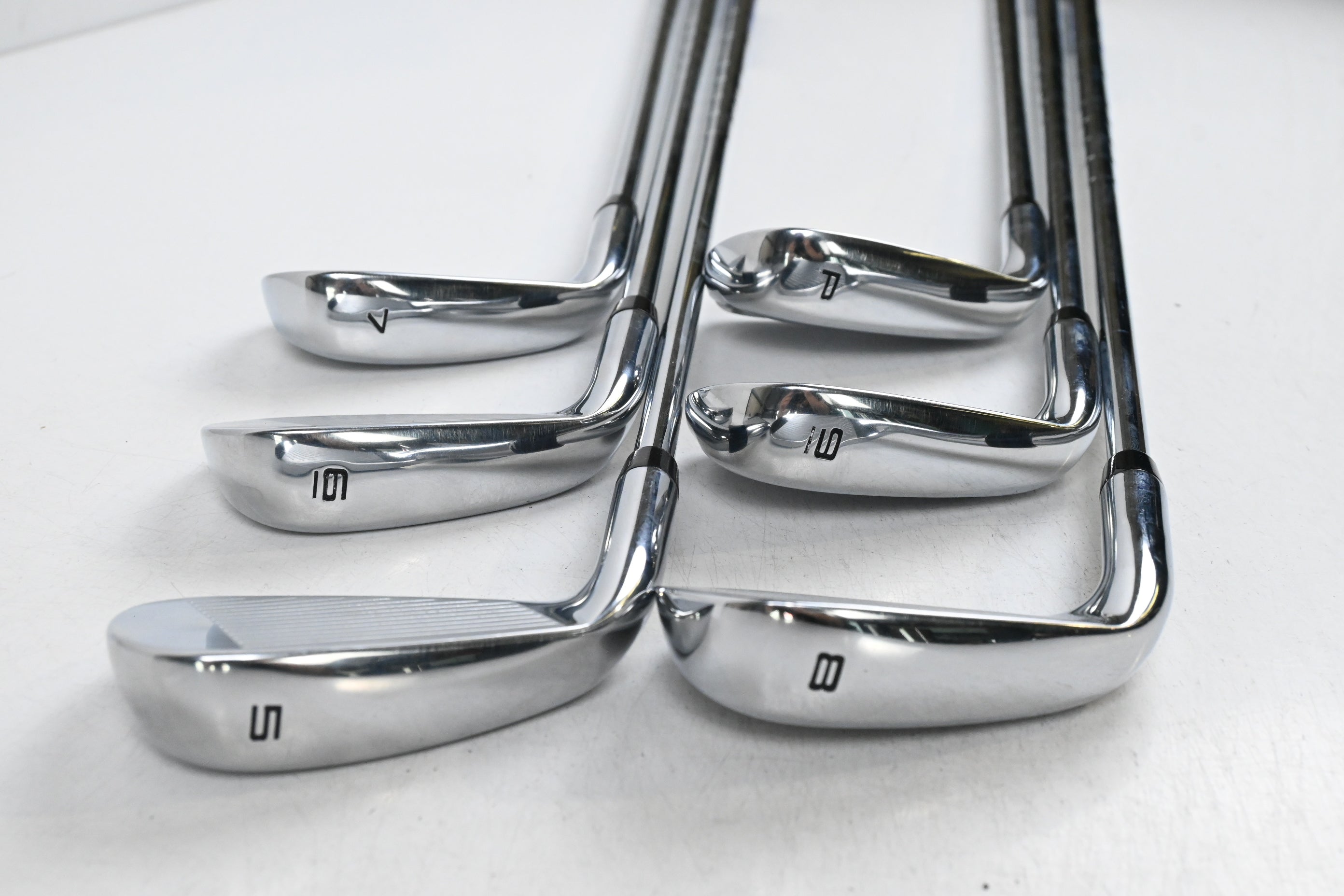 Callaway Elyte X Irons / 5-PW / Regular Flex Vector 80 Shafts
