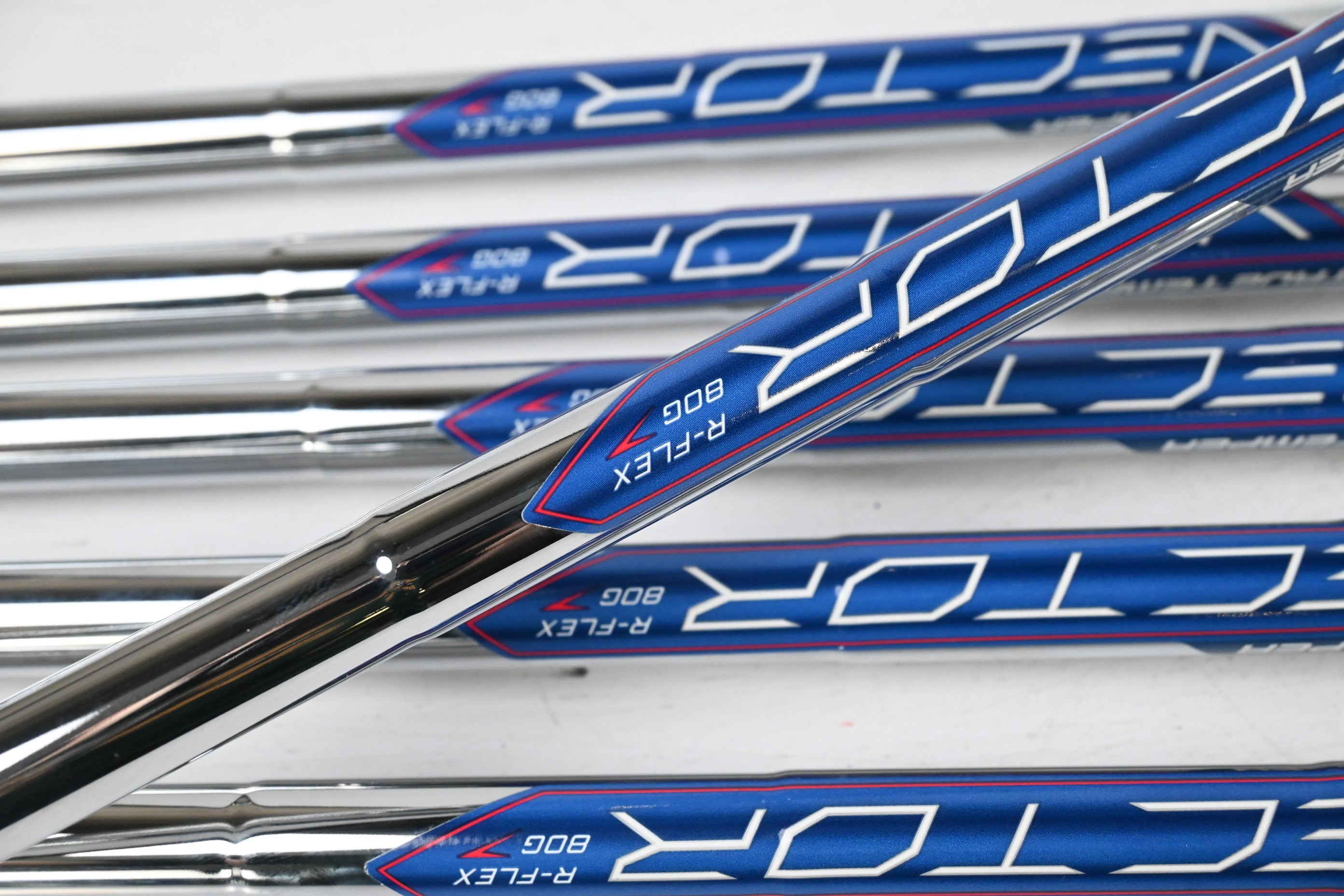 Callaway Elyte X Irons / 5-PW / Regular Flex Vector 80 Shafts