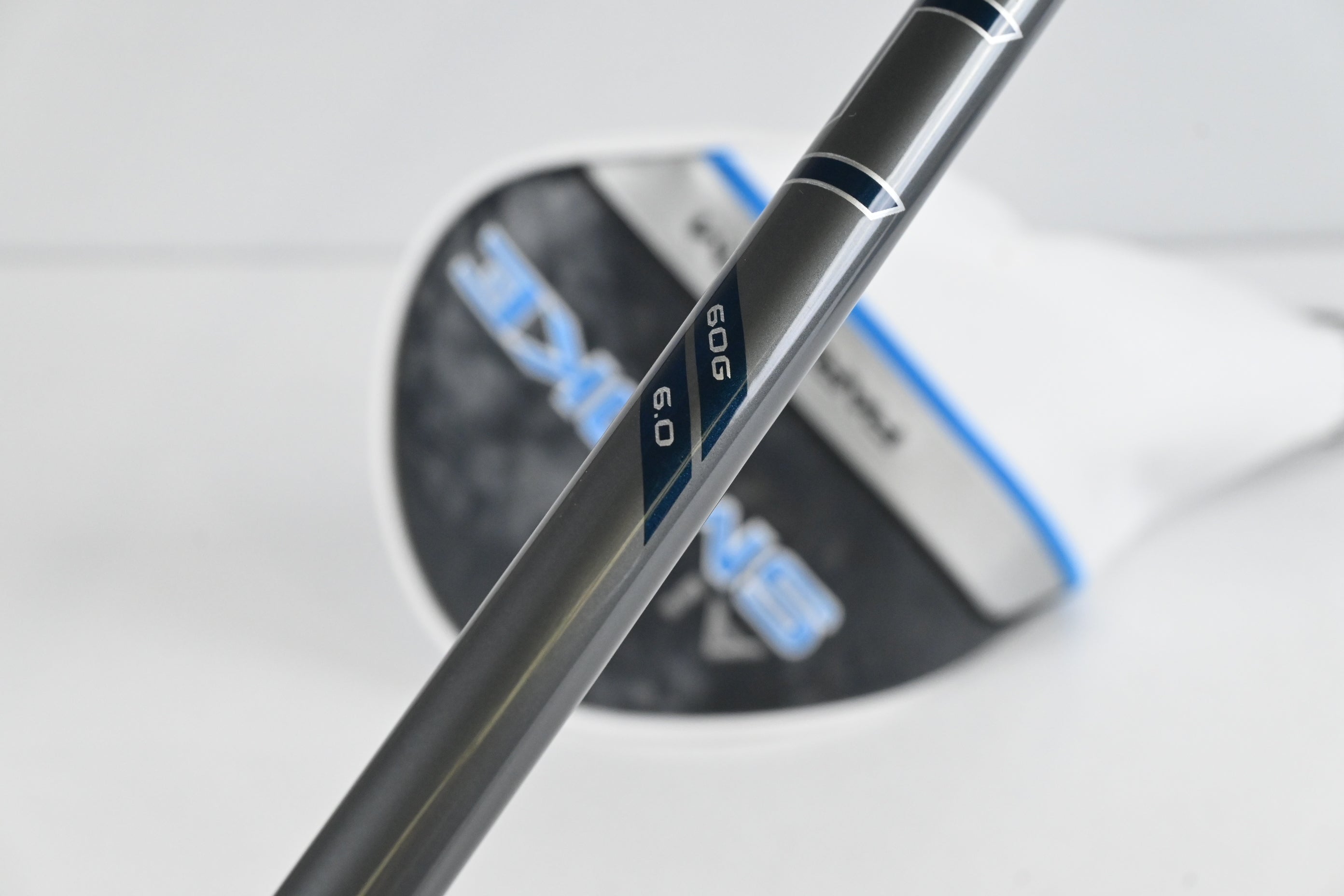 Callaway Paradym Ai Smoke Max Driver / 10.5 Degree / Stiff Flex Denali Charcoal 60