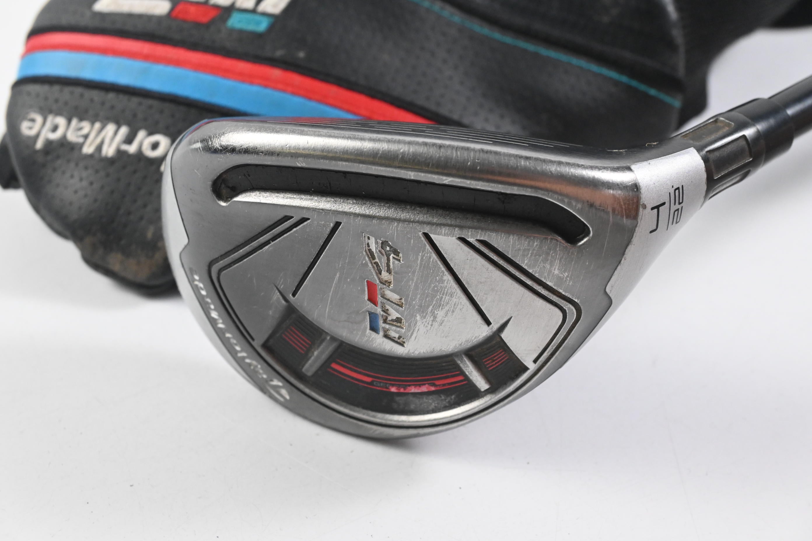 Taylormade M4 #4 Hybrid / 22 Degree / Regular Flex Fujikura Atmos Red 6 Shaft
