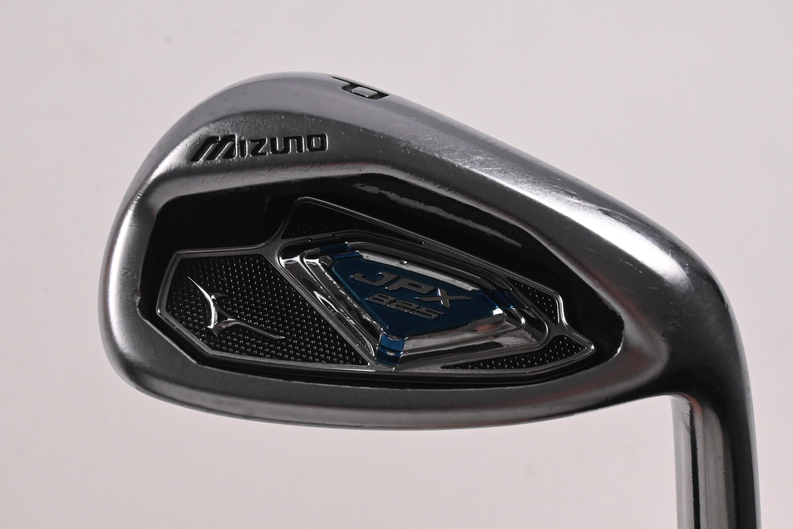 Mizuno JPX 825 Pitching Wedge / 45 Degree / Regular Flex Dynamic Gold R300 Shaft