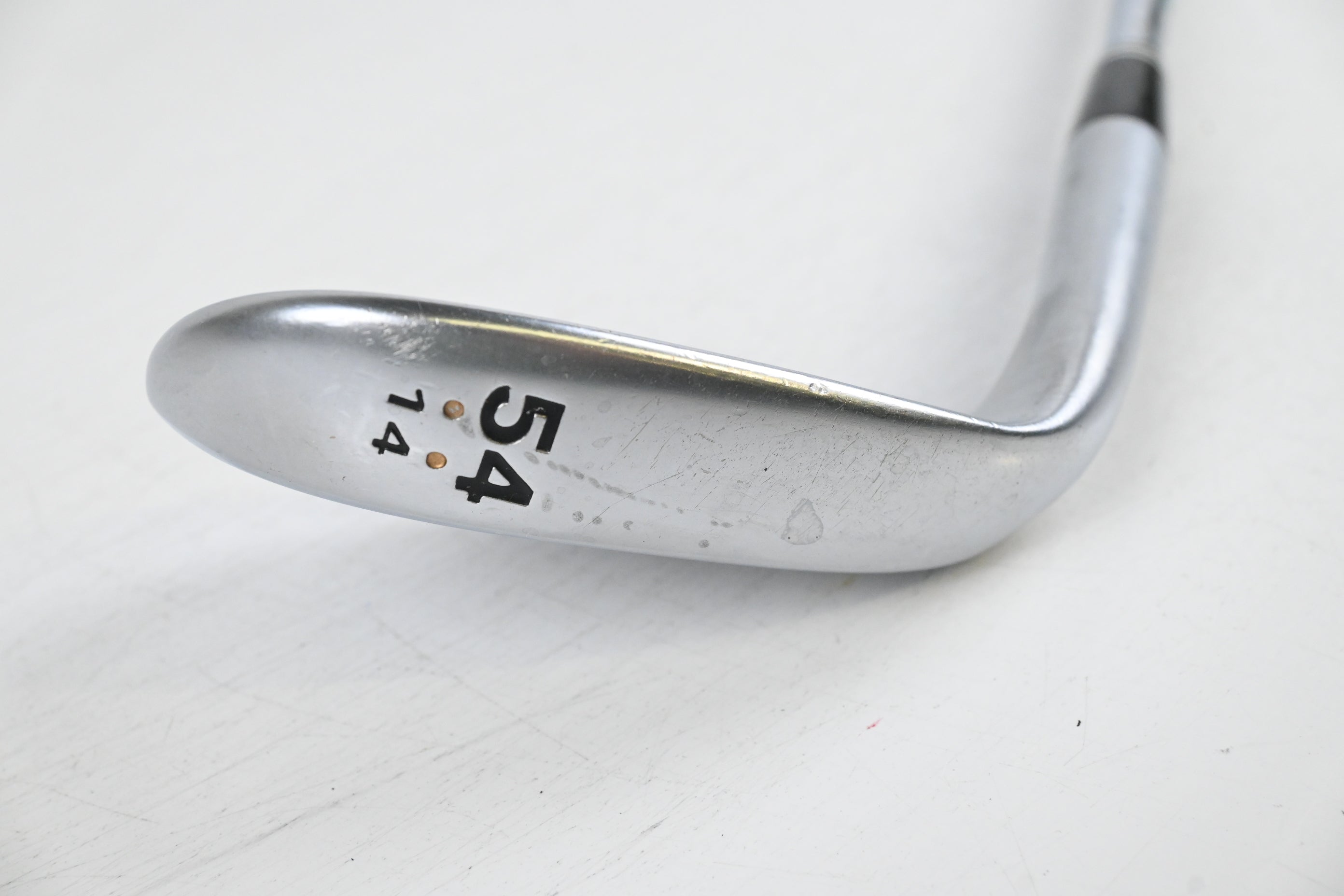 Cleveland 588 RTX Sand Wedge / 54 Degree / Wedge Flex Dynamic Gold Shaft