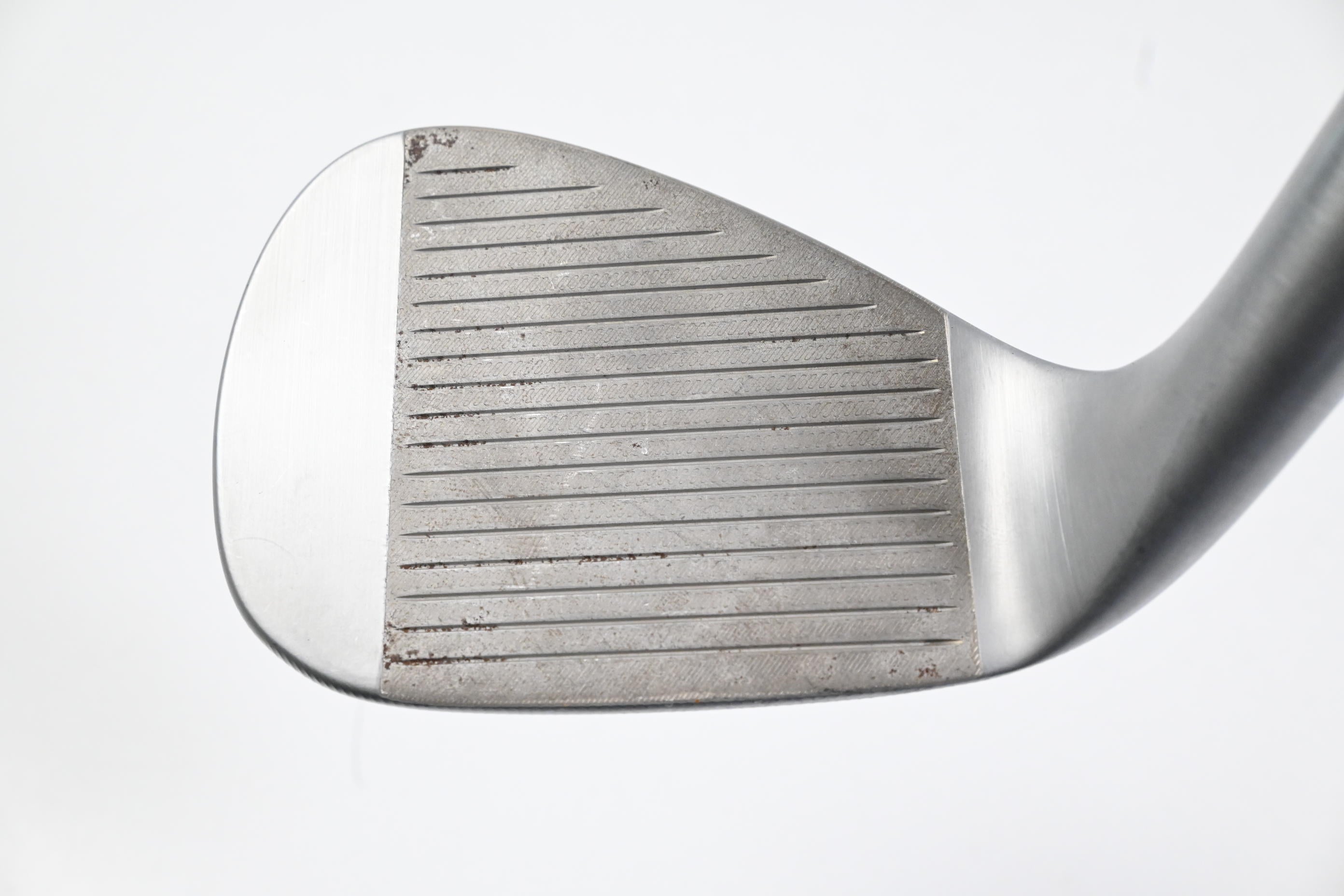 Taylormade Milled Grind 5 Gap Wedge / 52 Degree / Wedge Flex Dynamic Gold 115