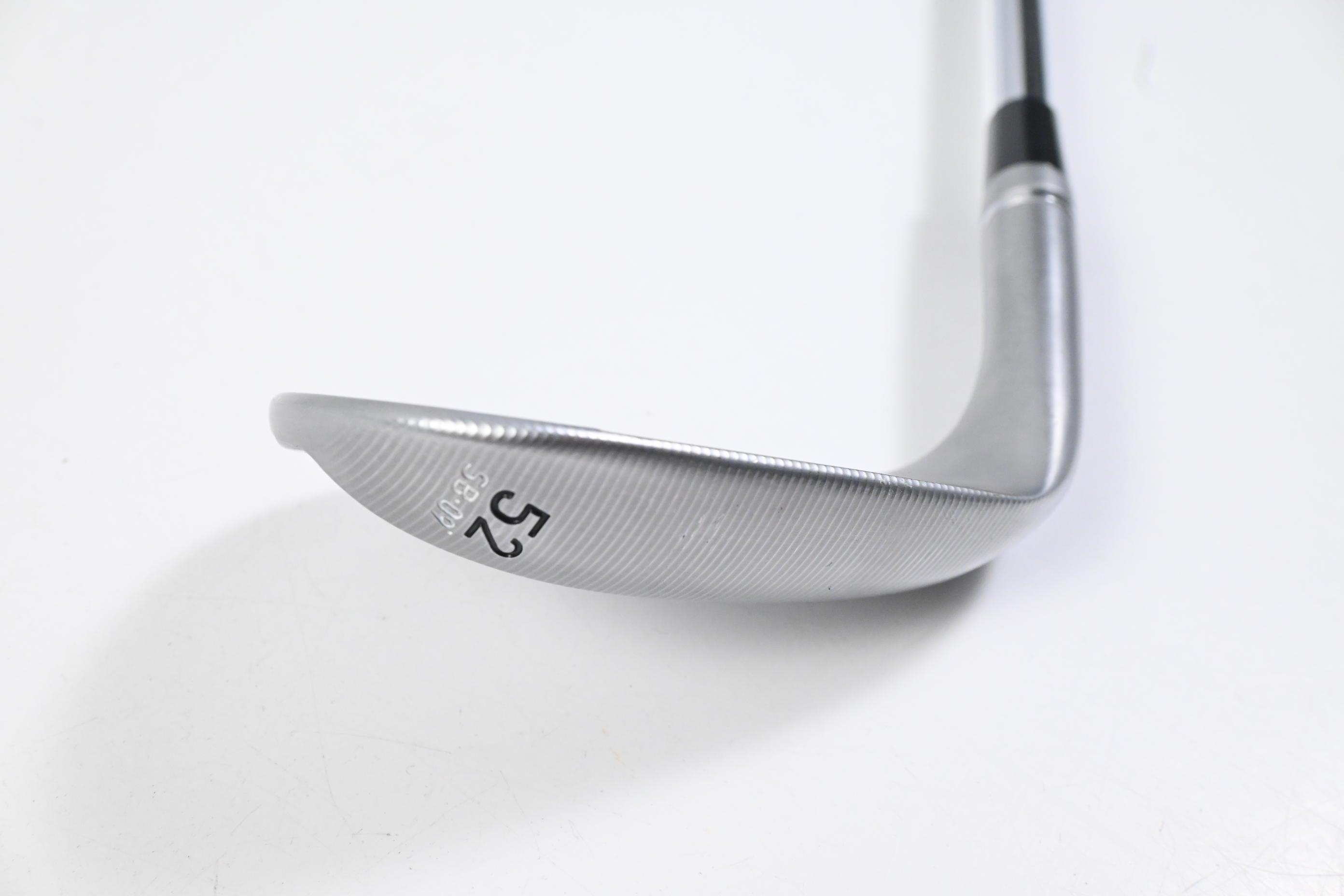 Taylormade Milled Grind 5 Gap Wedge / 52 Degree / Wedge Flex Dynamic Gold 115