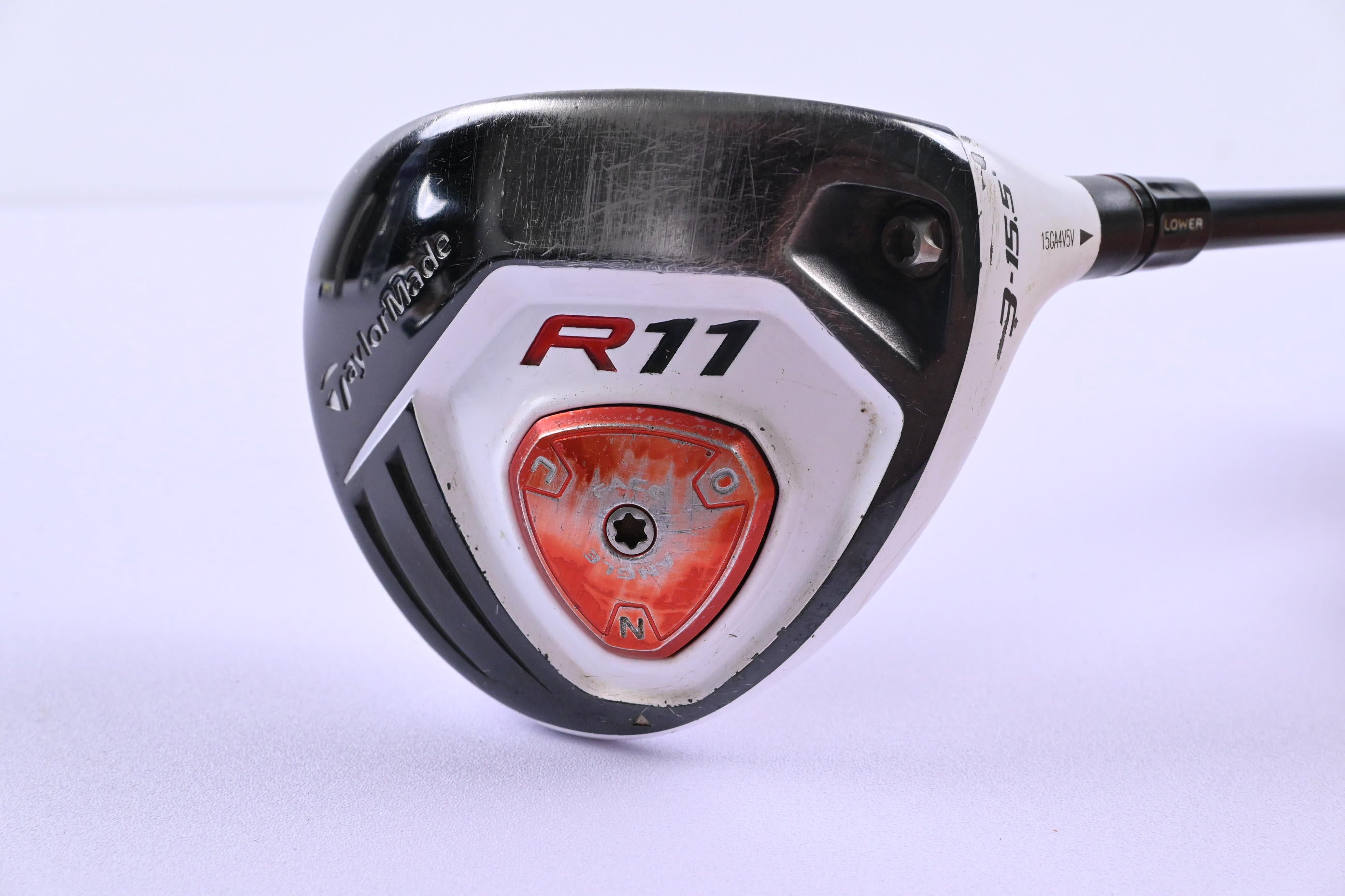 Taylormade R11 #3 Wood / 15.5 Degree / Stiff Flex Fujikura R11 Blur 70 Shaft
