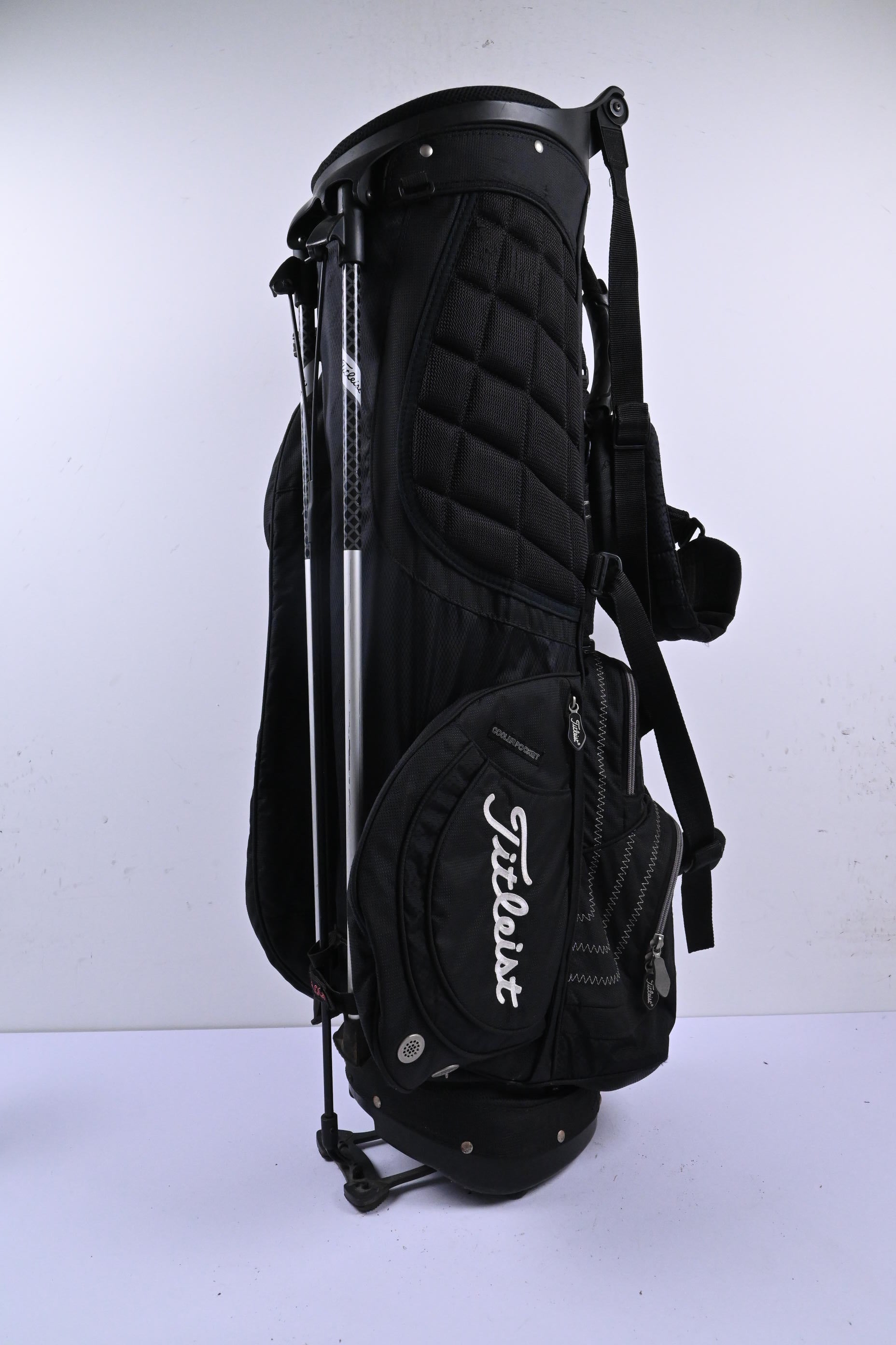 Titleist Stand Bag / 4-Way Divider / Black & White