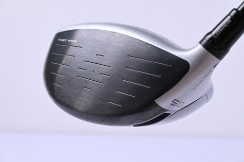 Taylormade M3 Driver / 10.5 Degree / Regular Flex Fujikura Atmos Red 5 Shaft