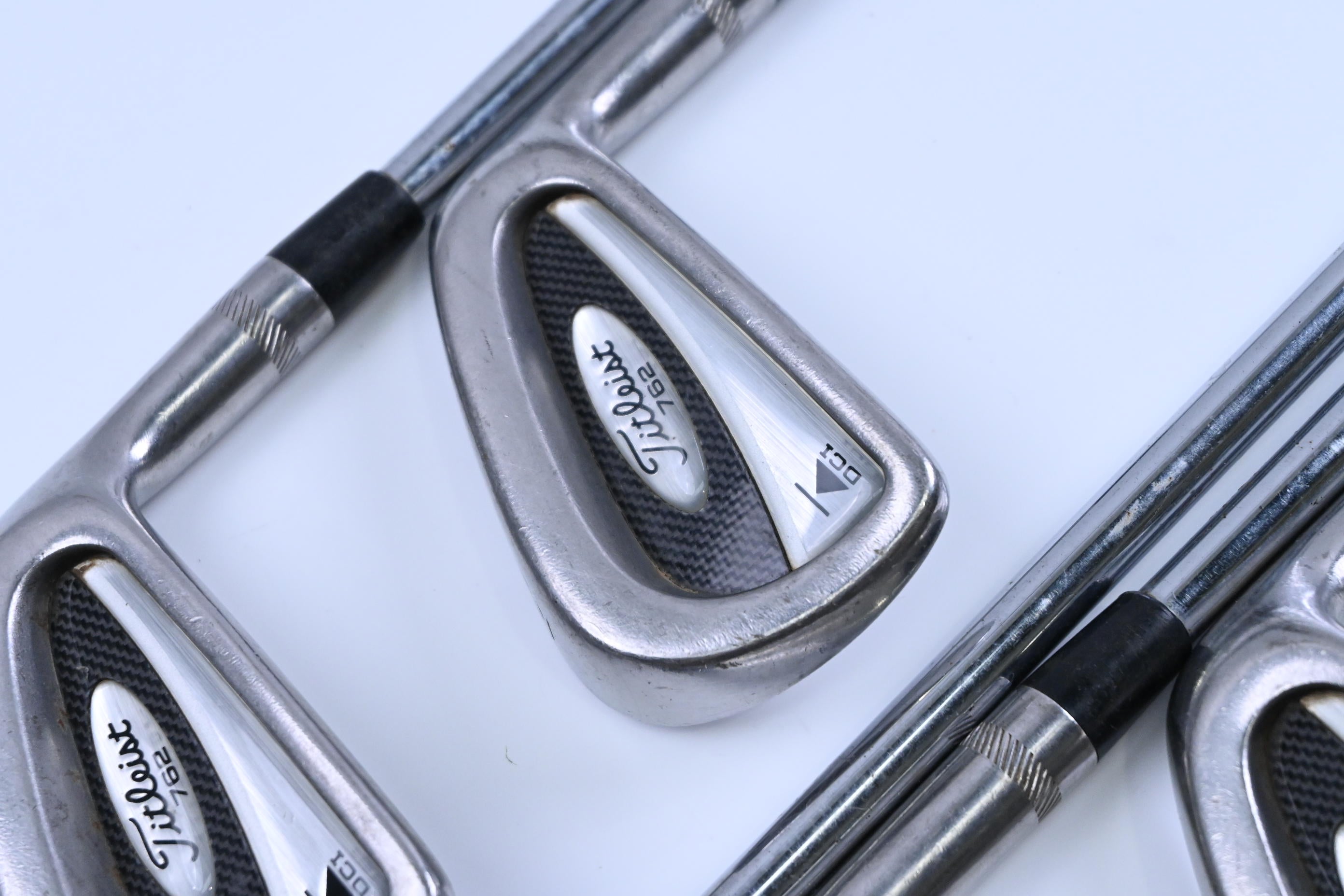 Titleist DCI 762 Irons / 5-9 / Regular Flex Dynamic Gold R300U Shafts