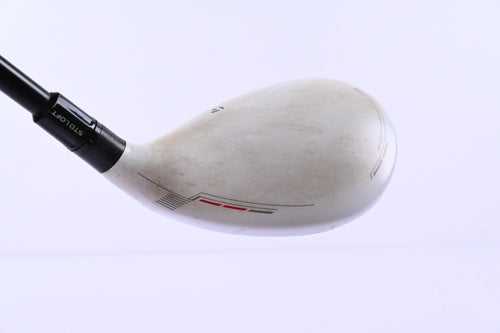 Taylormade R11 #3 Wood / 15.5 Degree / Stiff Flex Fujikura R11 Blur 70 Shaft