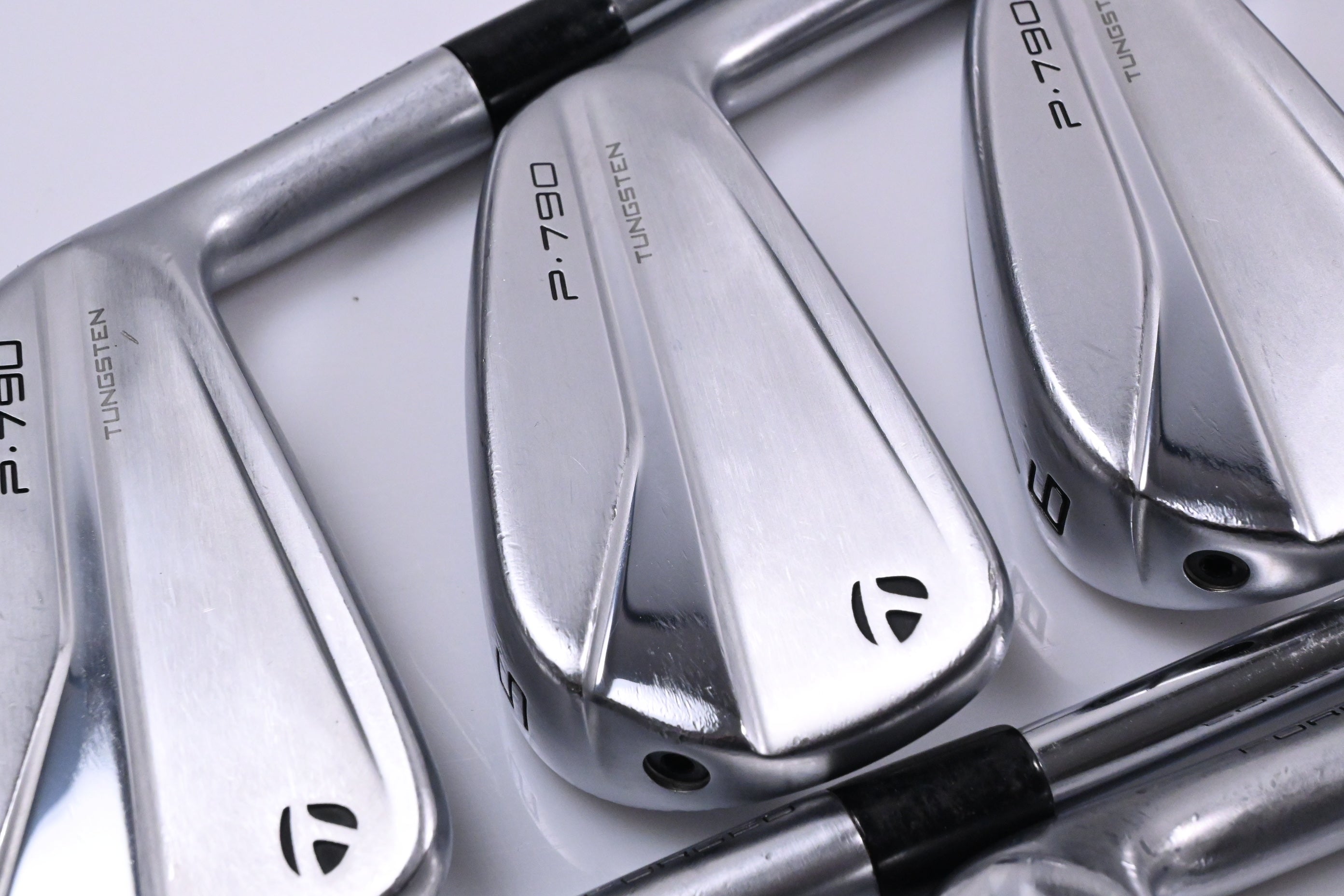 Taylormade P790 2021 Irons / 4-PW+AW / Regular Flex KBS Max MT 85 Shafts