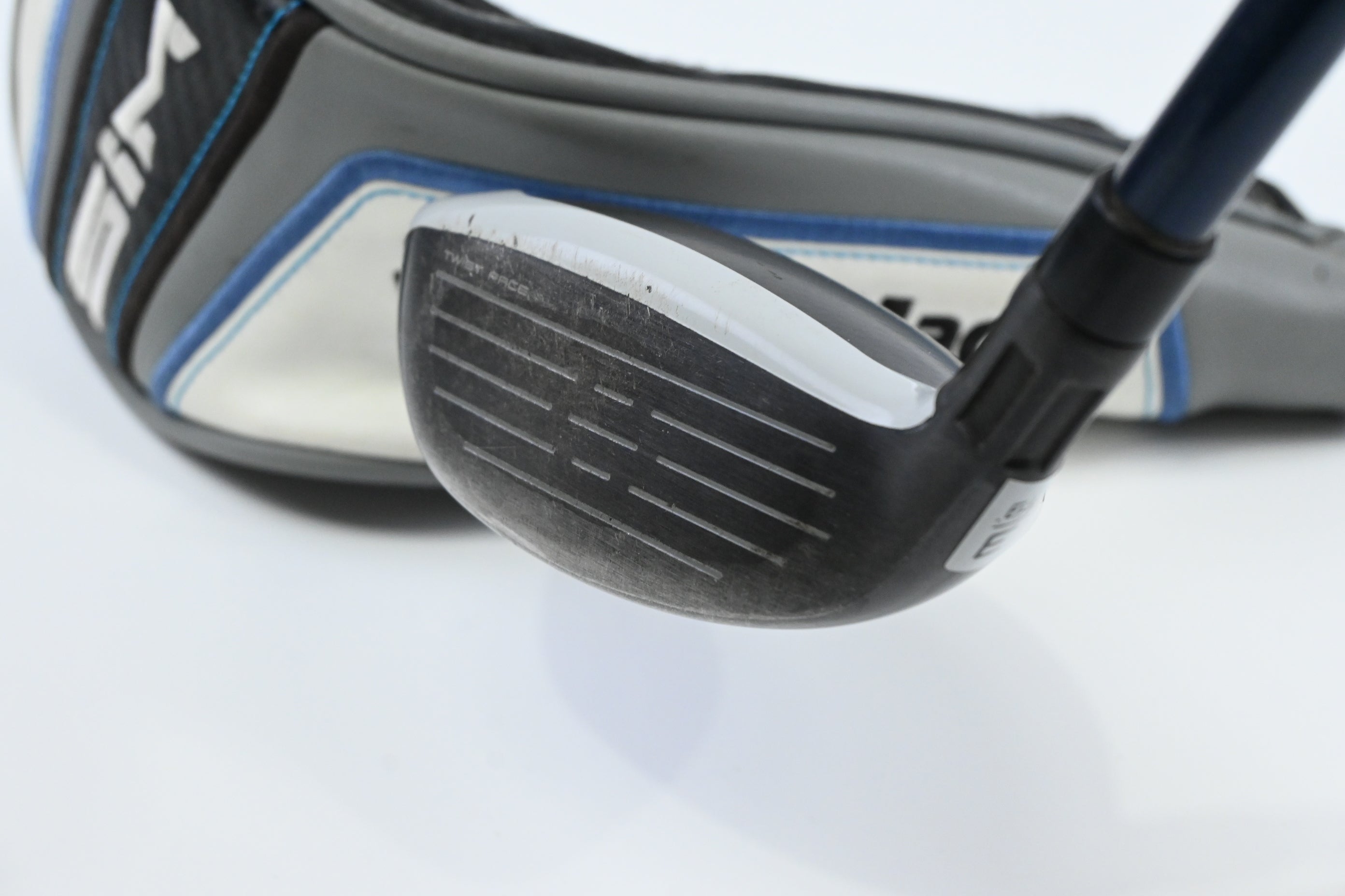 Taylormade SIM Max #3 Hybrid / 19 Degree / Stiff Flex Fujikura Ventus Blue 7