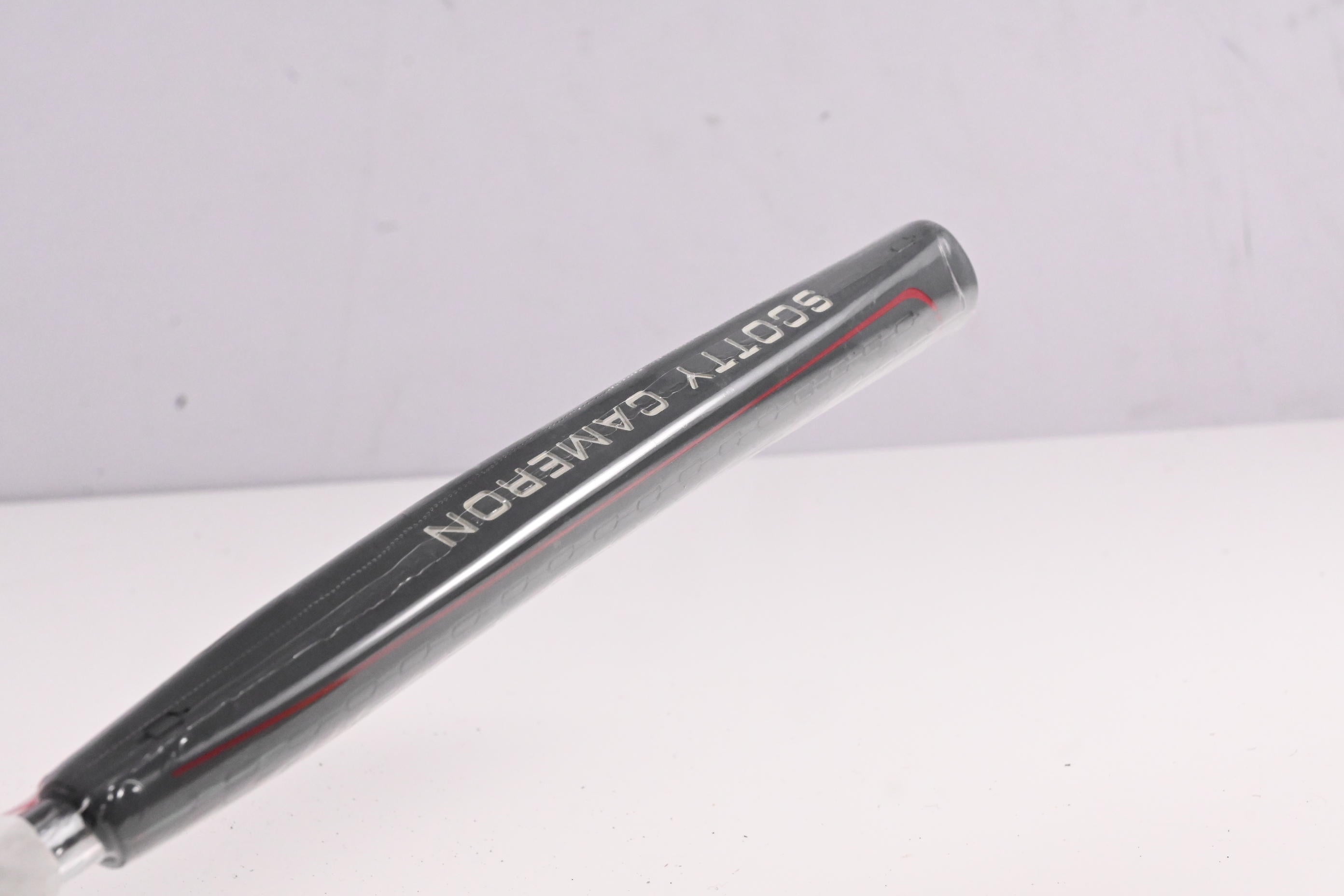 Scotty Cameron 2026 Phantom 5.5 Putter / 33 Inch