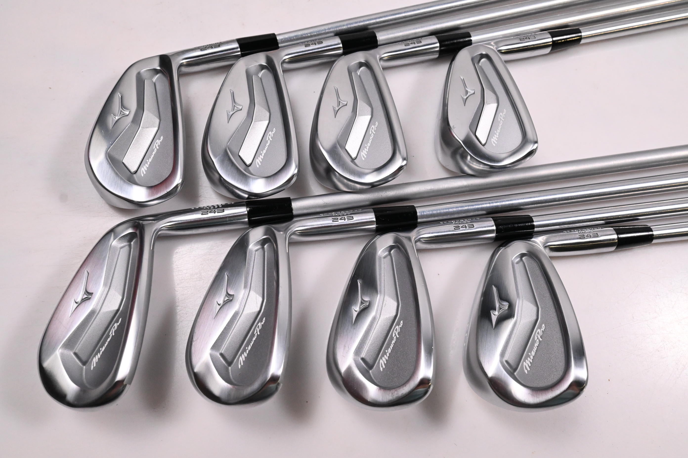 Mizuno Pro 243 Irons / 4-PW+GW / Stiff Flex Project X LS 120 Shafts
