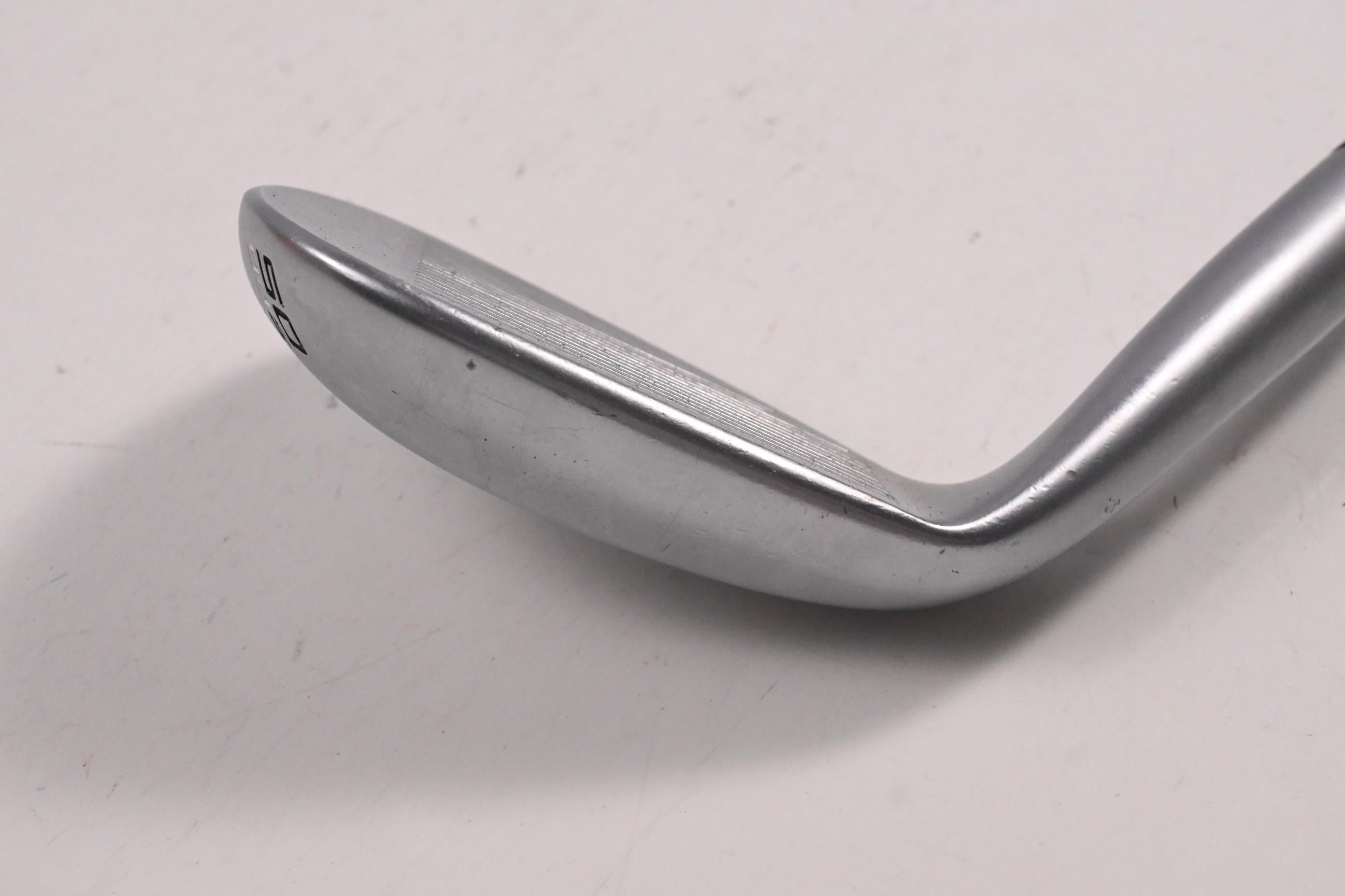 Mizuno T24 Gap Wedge / 50 Degree / Regular Flex UST Mamiya Recoil 95 Shaft