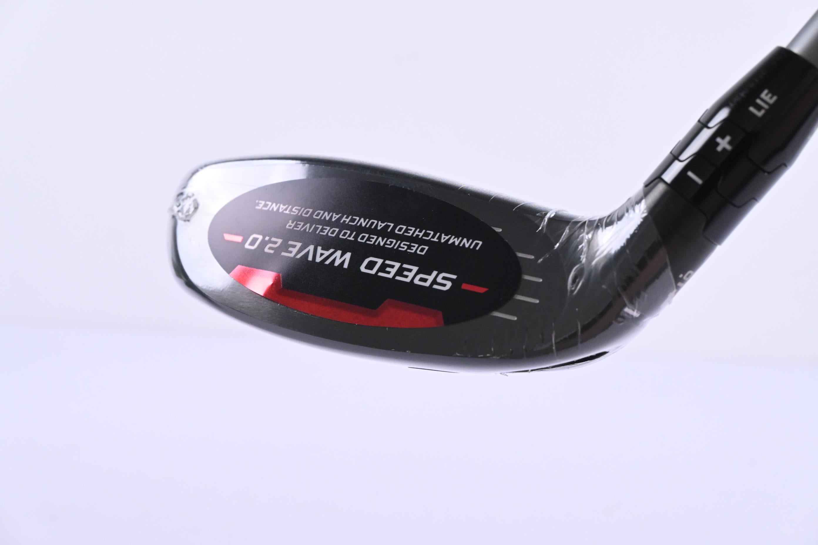 Callaway Quantum Max OS #4 Hybrid / 20 Degree / Regular Flex Denali Frost Silver