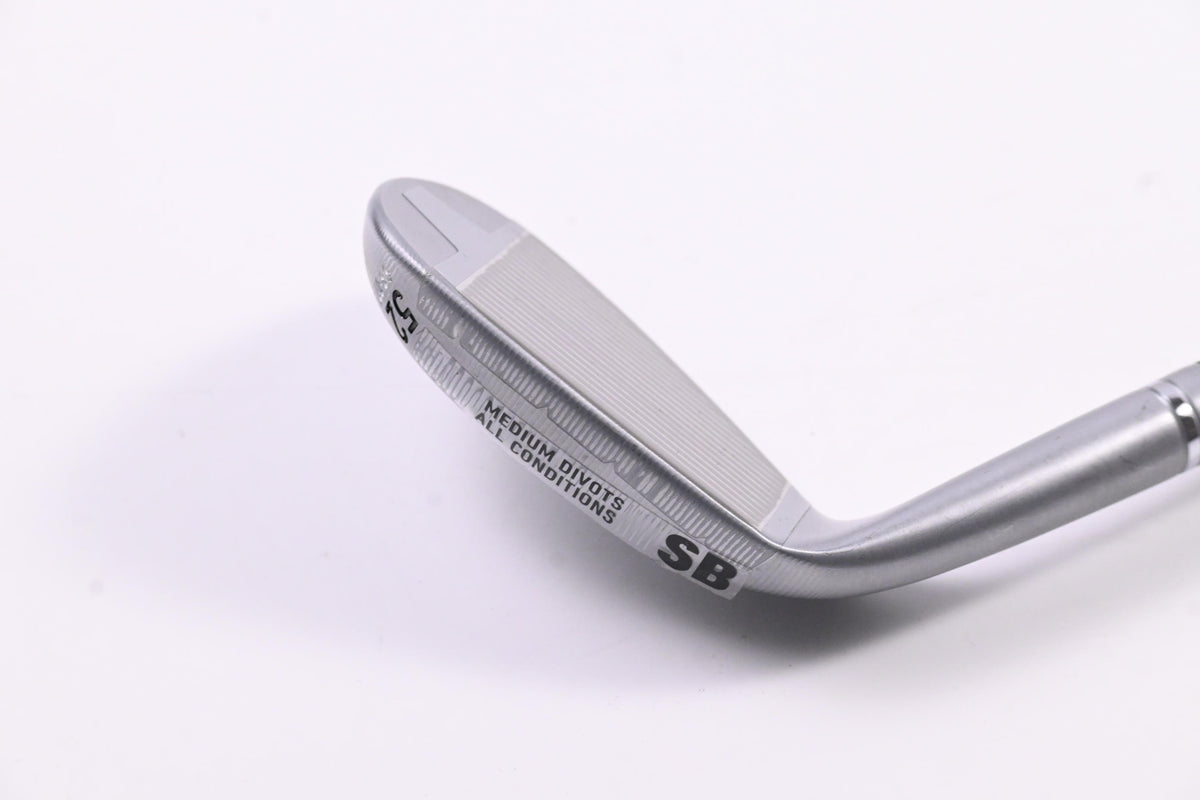 Taylormade Milled Grind 5 Gap Wedge / 52 Degree / Stiff Flex Dynamic Gold S400