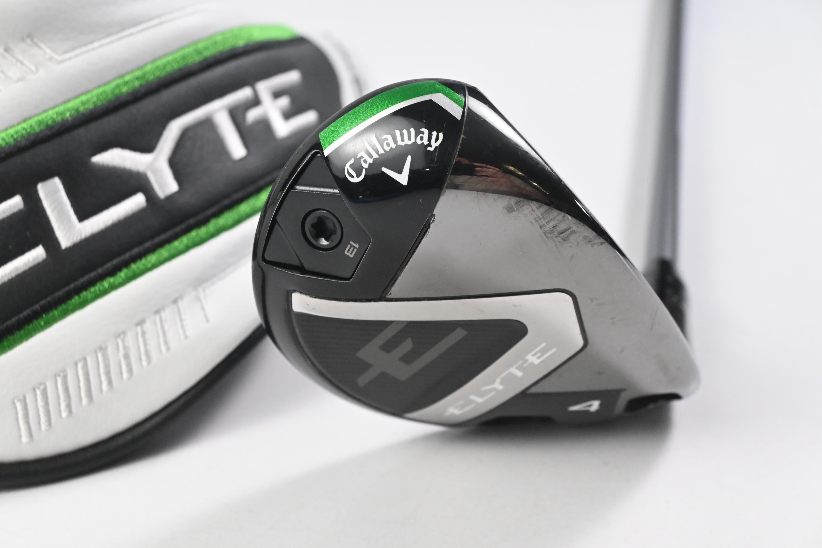 Callaway Elyte #4 Hybrid / 22 Degree / Regular Flex Denali Charcoal 60 Shaft