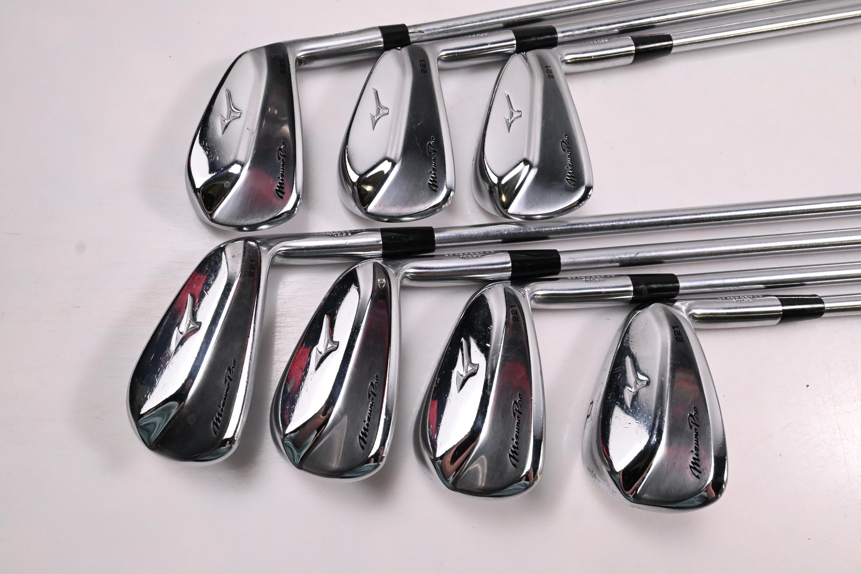 Mizuno Pro 221 Irons / 4-PW / Stiff Flex Project X LS 120 Shafts