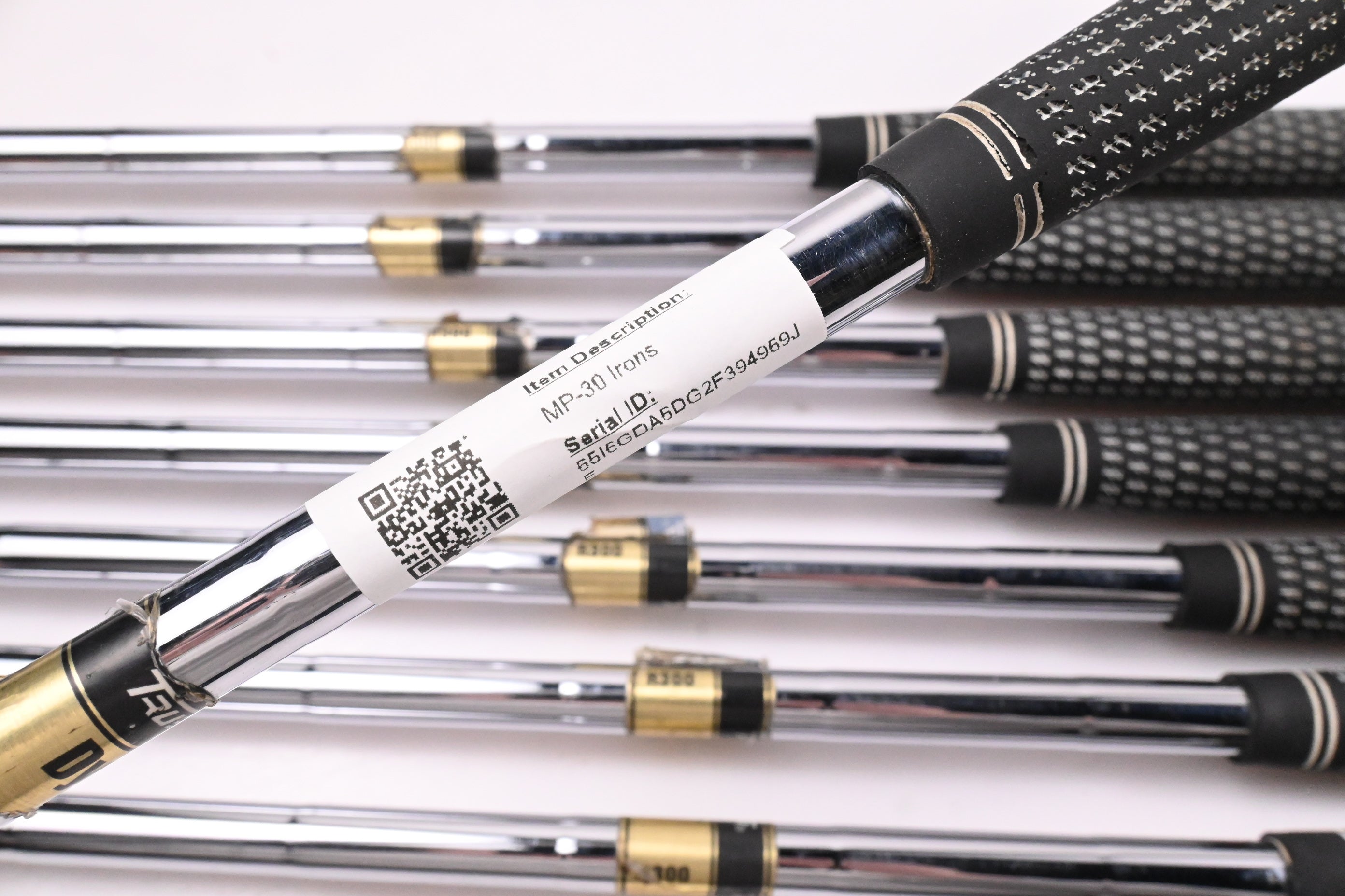 Mizuno MP-30 Irons / 3-PW / Regular Flex Dynamic Gold R300 Shafts