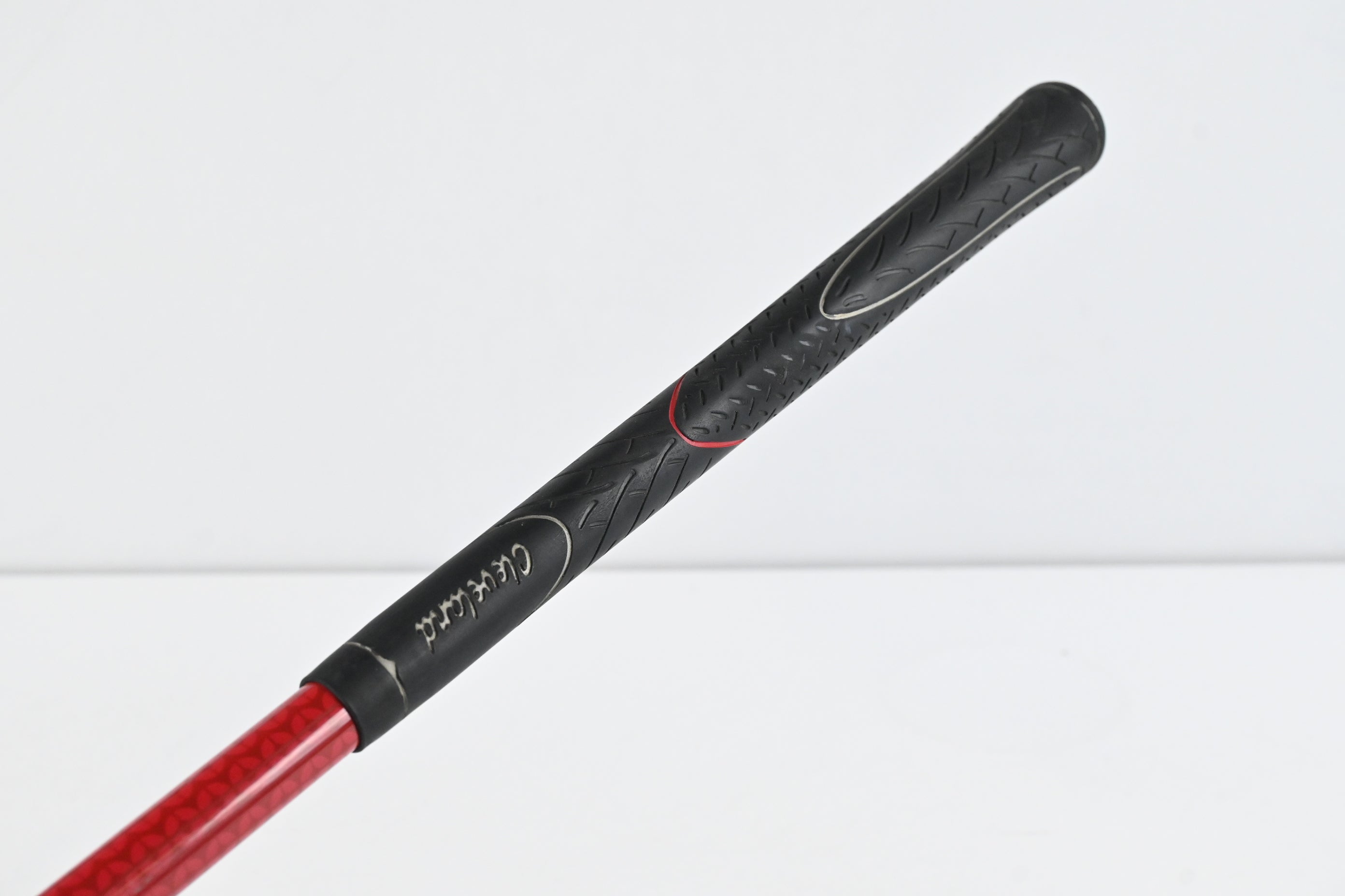 Left Hand Cleveland HiBore XL Driver / 9.5 Degree / Stiff Flex Fit-On M Red 70