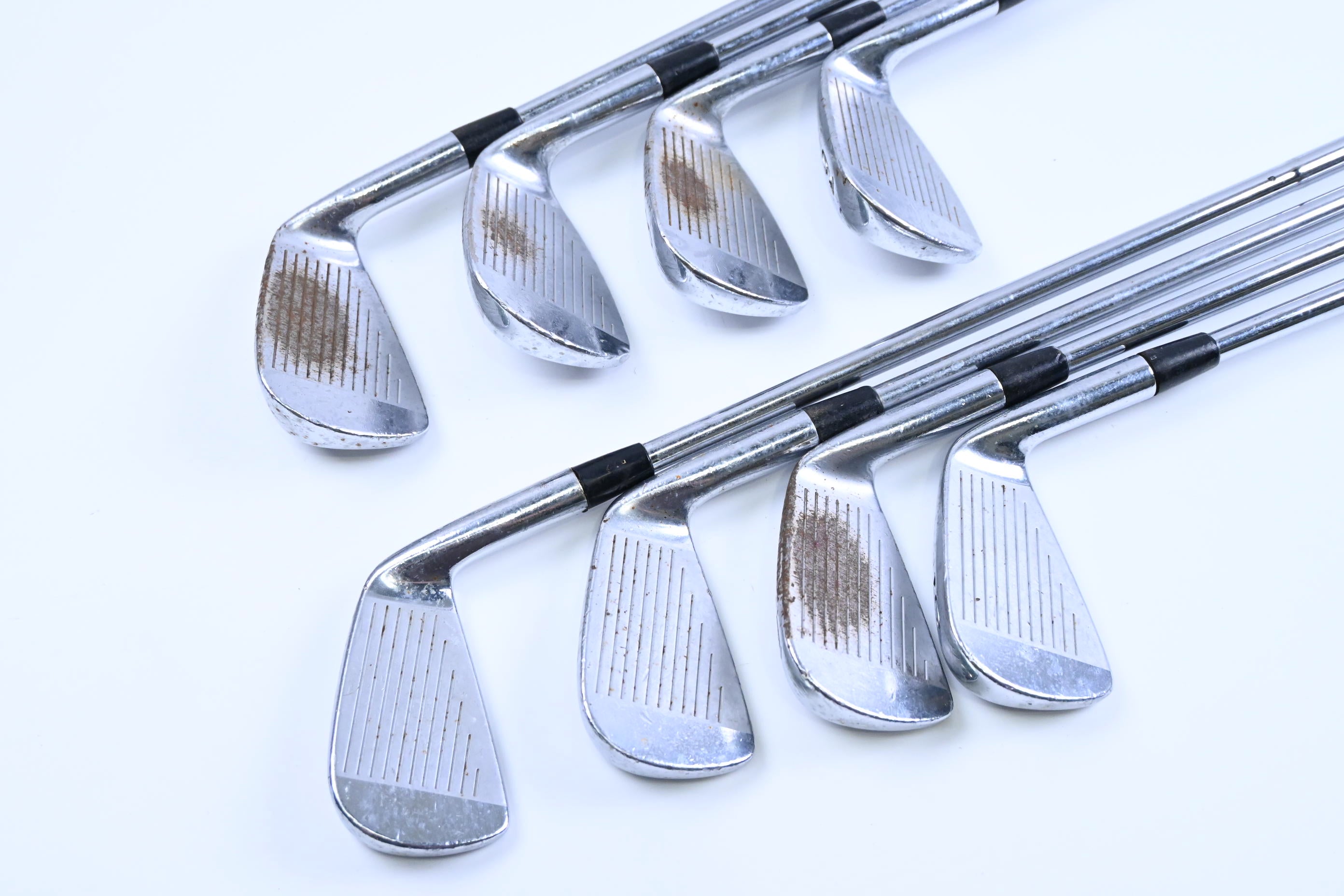 Left Hand Titleist 690.CB Irons / 3-PW / Stiff Flex Dynamic Gold S300 Shafts