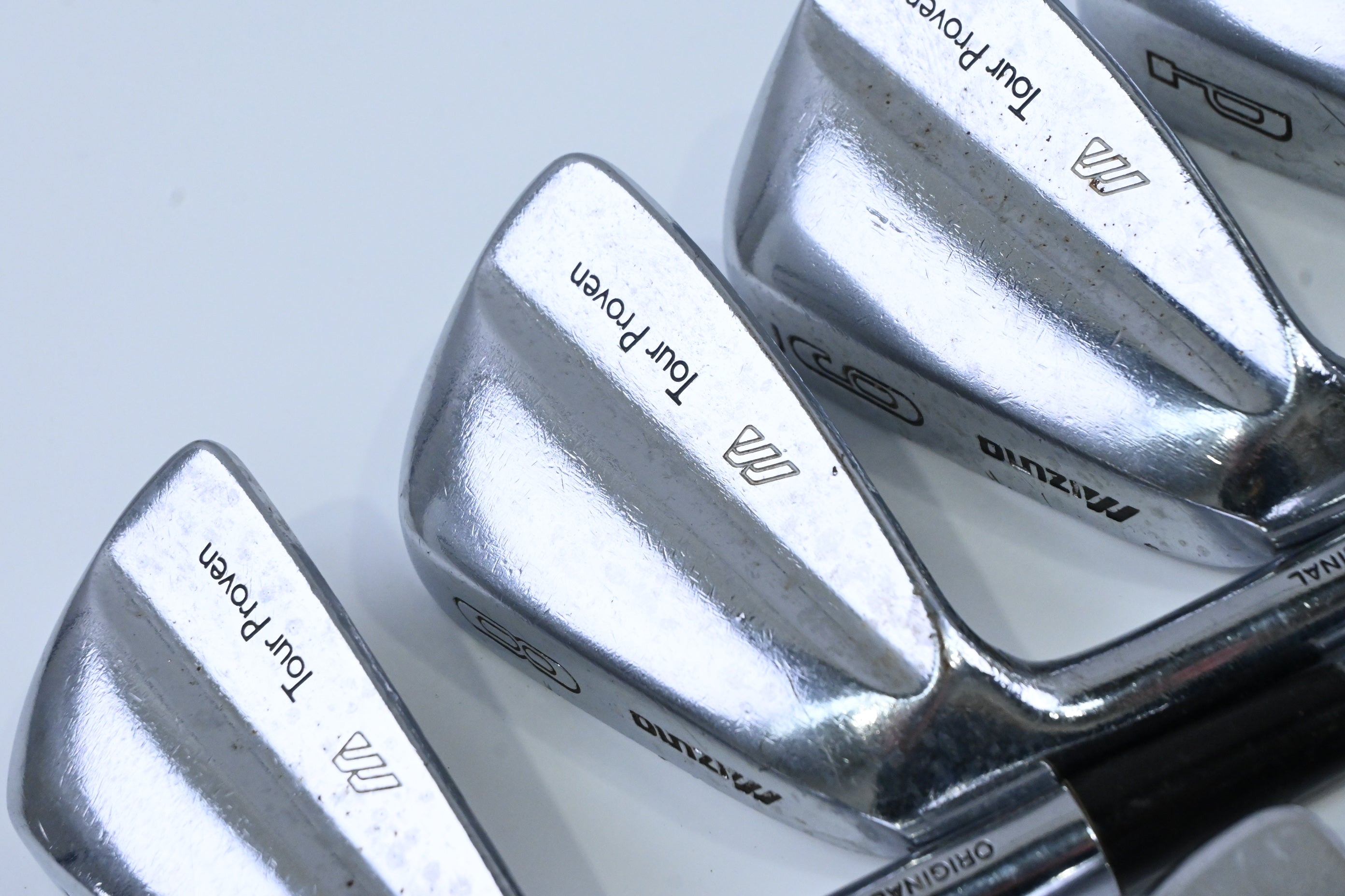 Left Hand Mizuno Tour Proven Irons / 3-PW / Regular Flex Dynamic Gold R400