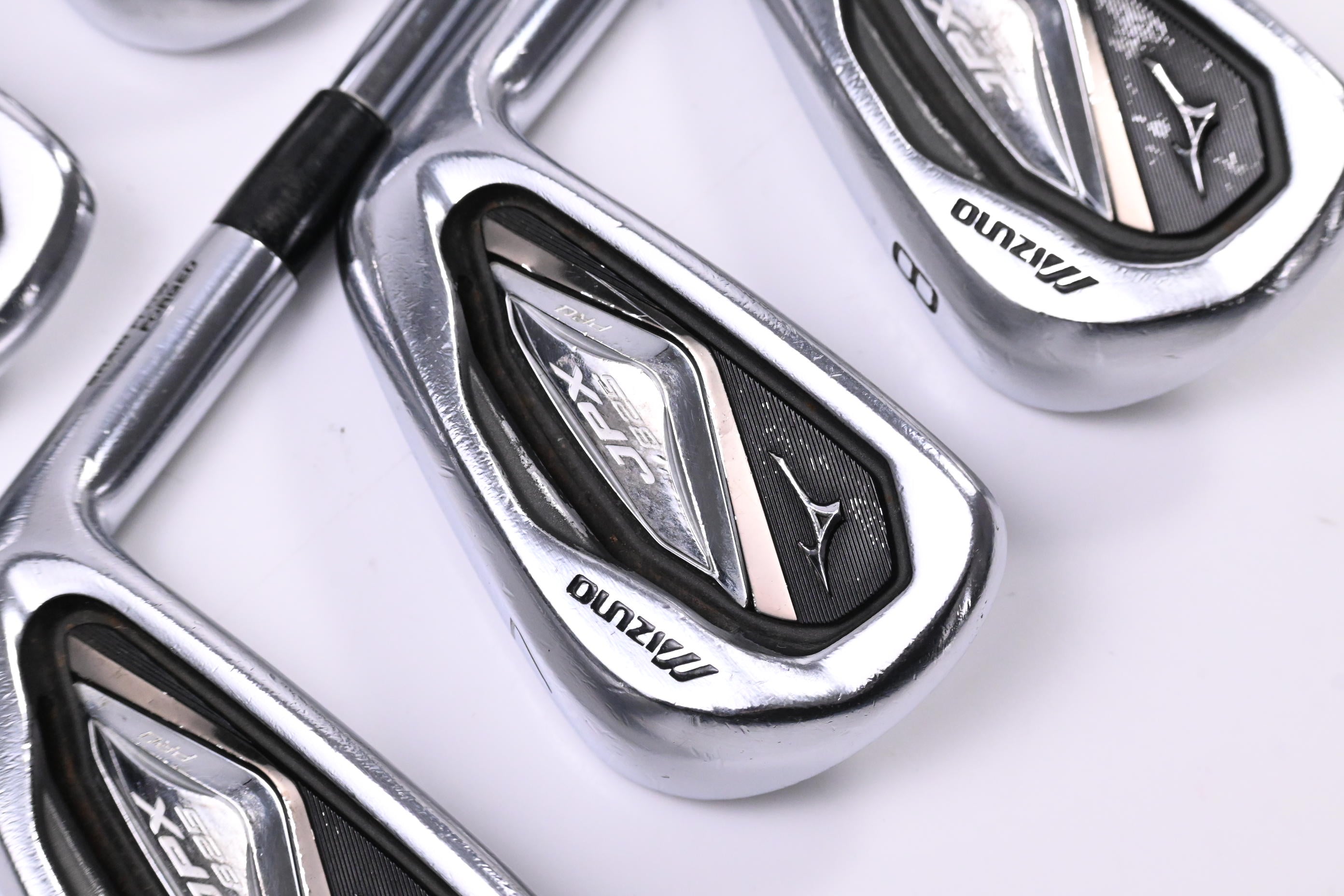 Mizuno JPX 825 Pro Irons / 4-8i / Stiff Flex Dynalite Gold XP S300 Shaft