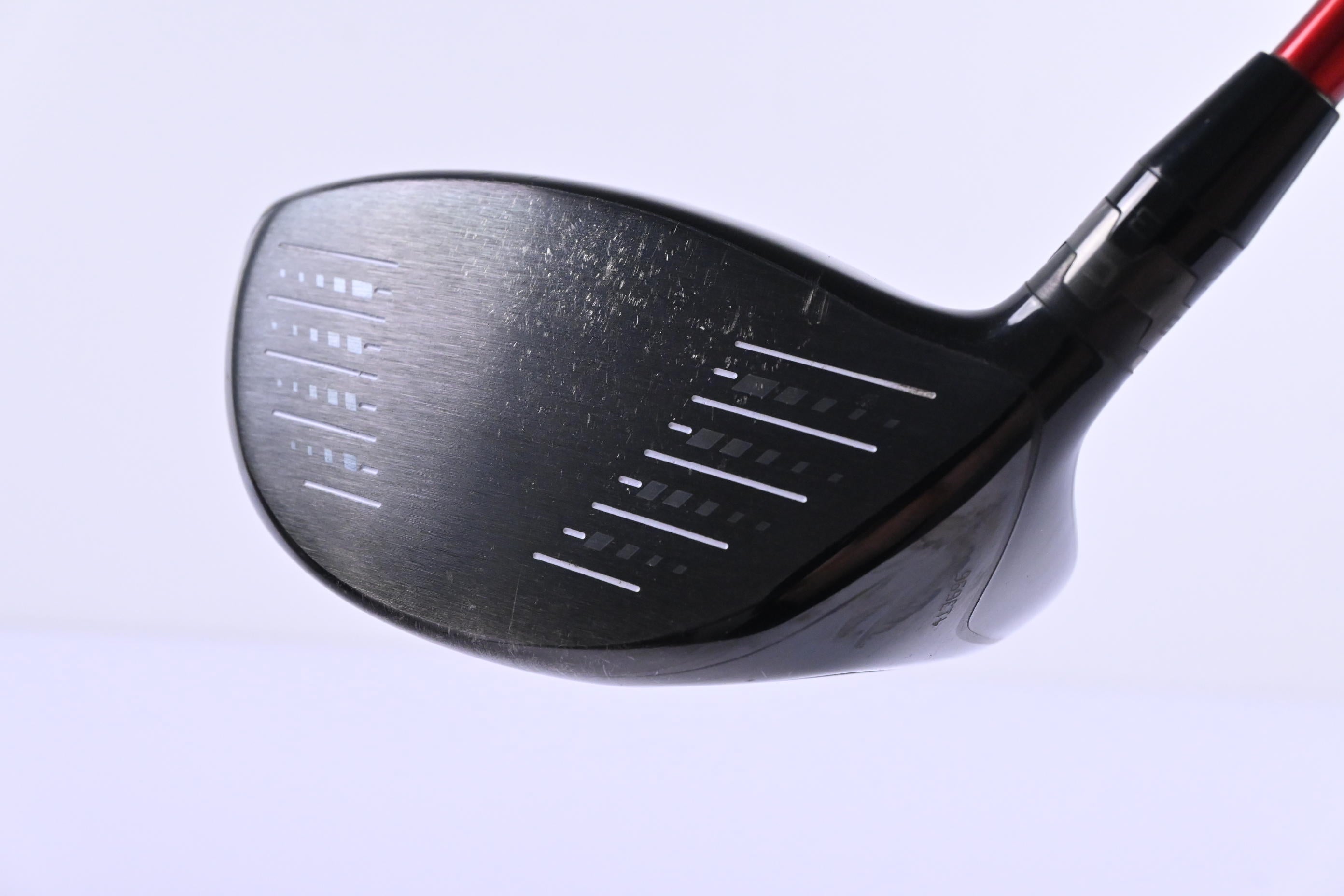 Titleist 913 D2 Driver / 12 Degree / Regular Flex Bassara 50 Shaft